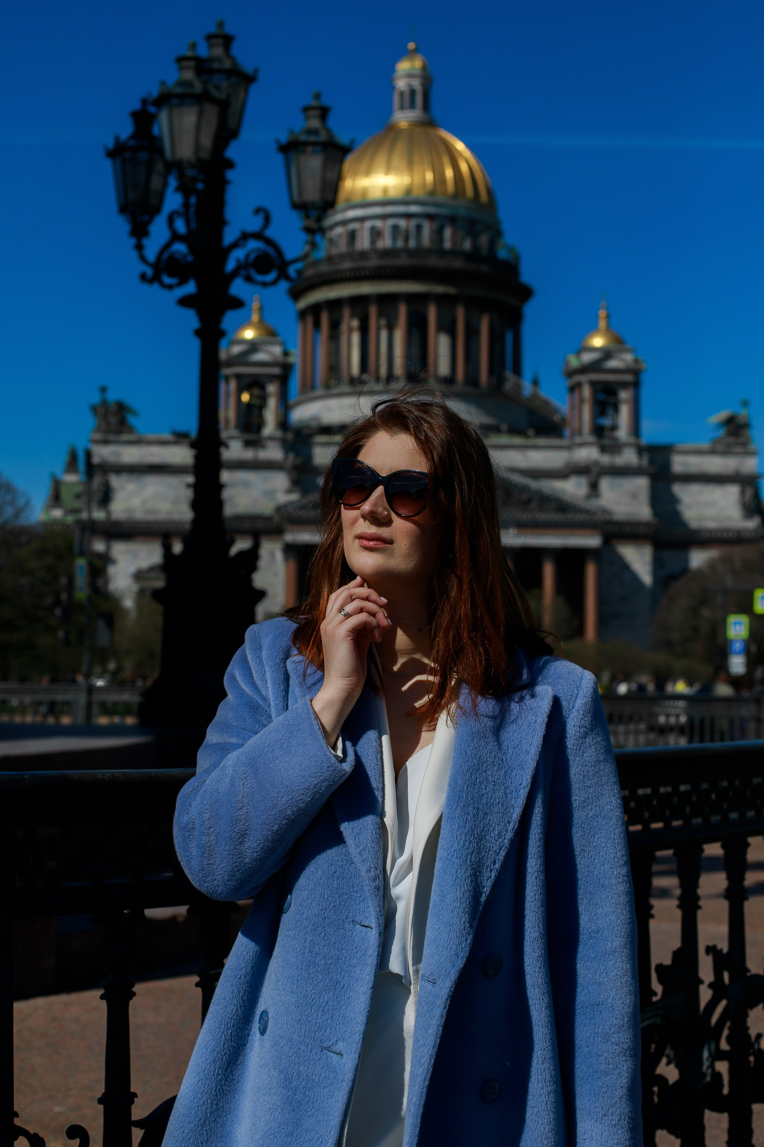 Прогулка у Исаакиевского собора с Александрой. Фотограф в Санкт-Петербурге Таня Михайлова