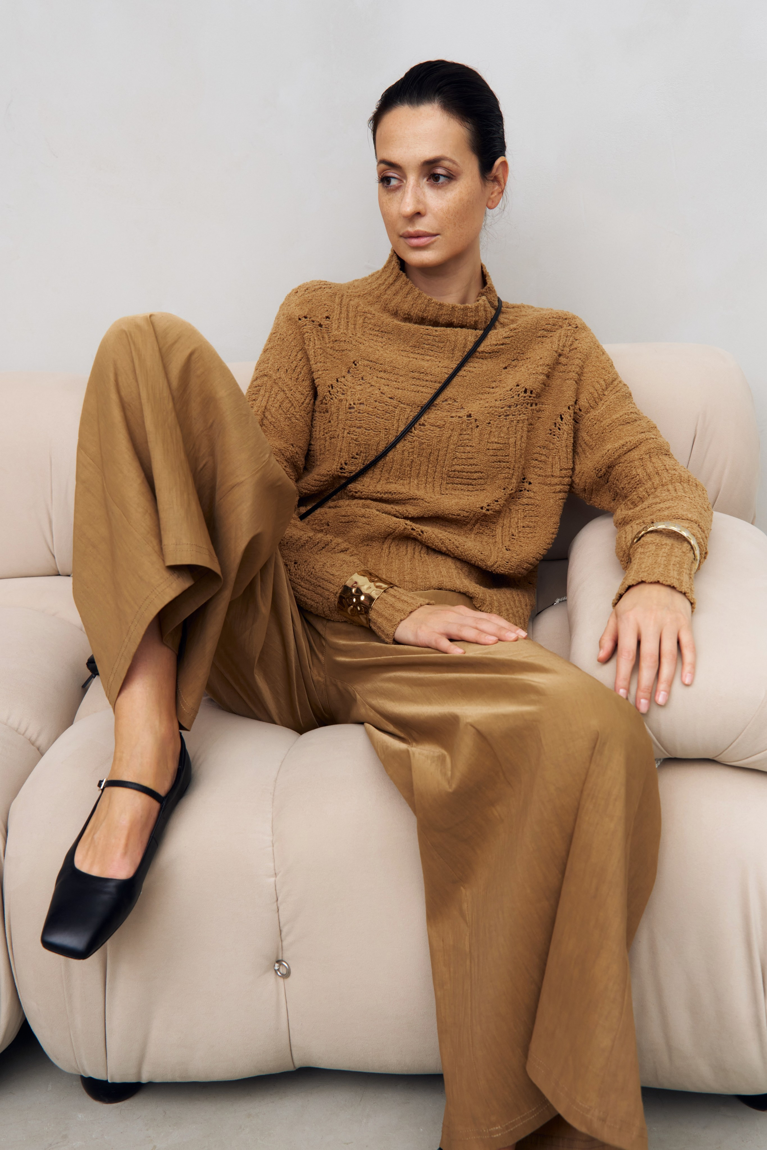 COLETTE ADONY. Главная