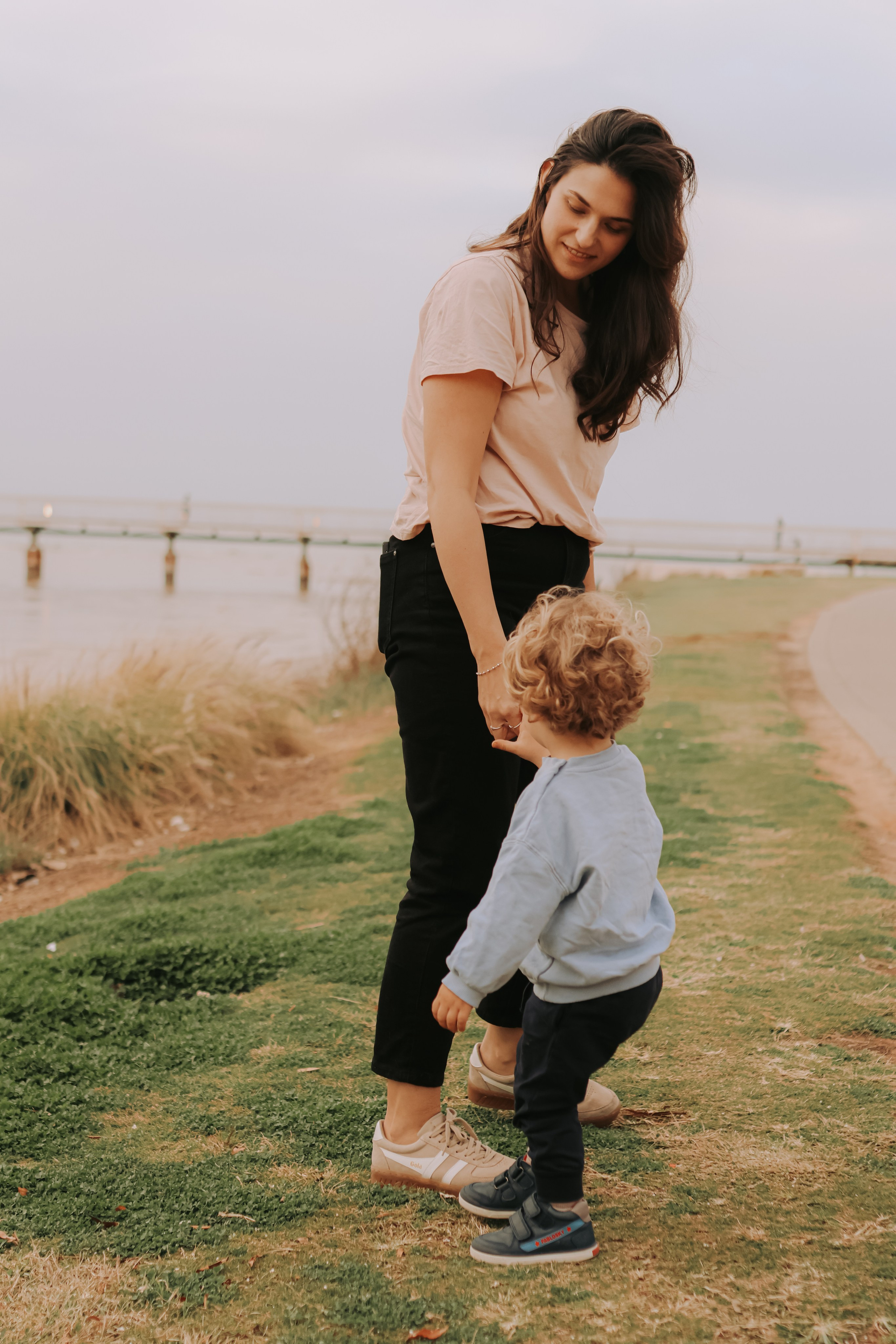 Eithan's family, Tel Aviv | February 2026. Photographer in Israel Alice Milchin