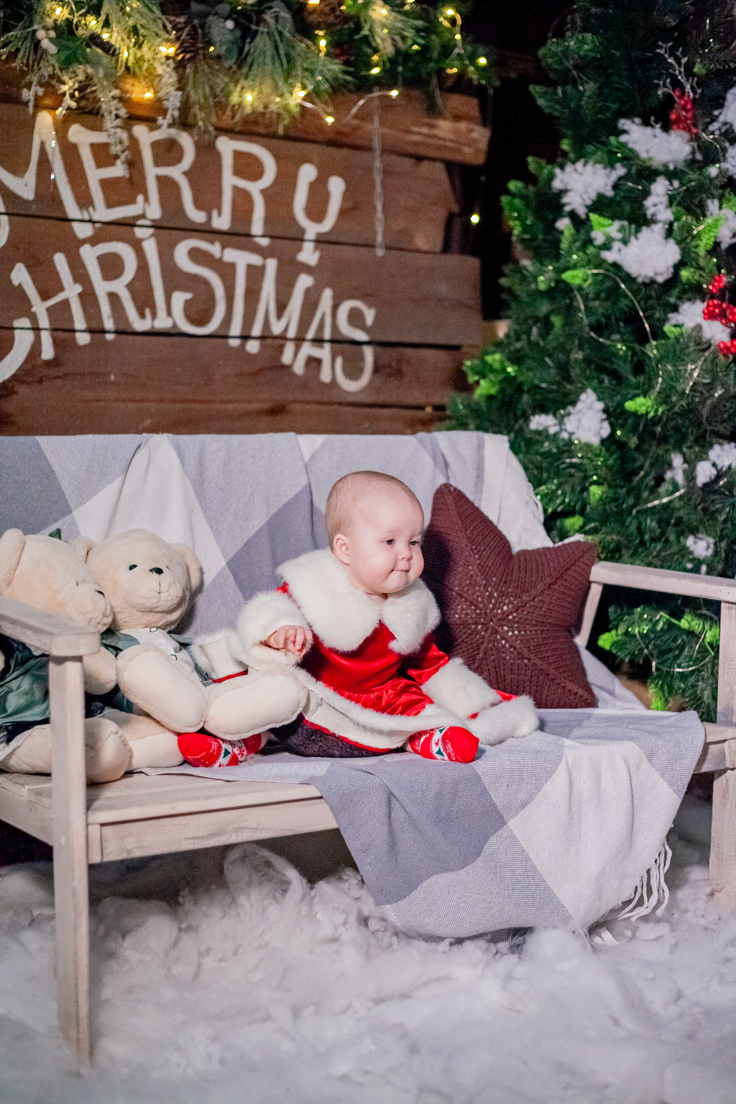 Ульяна и ее семья новый год 2024. Свадебный и семейный фотограф в Армавире