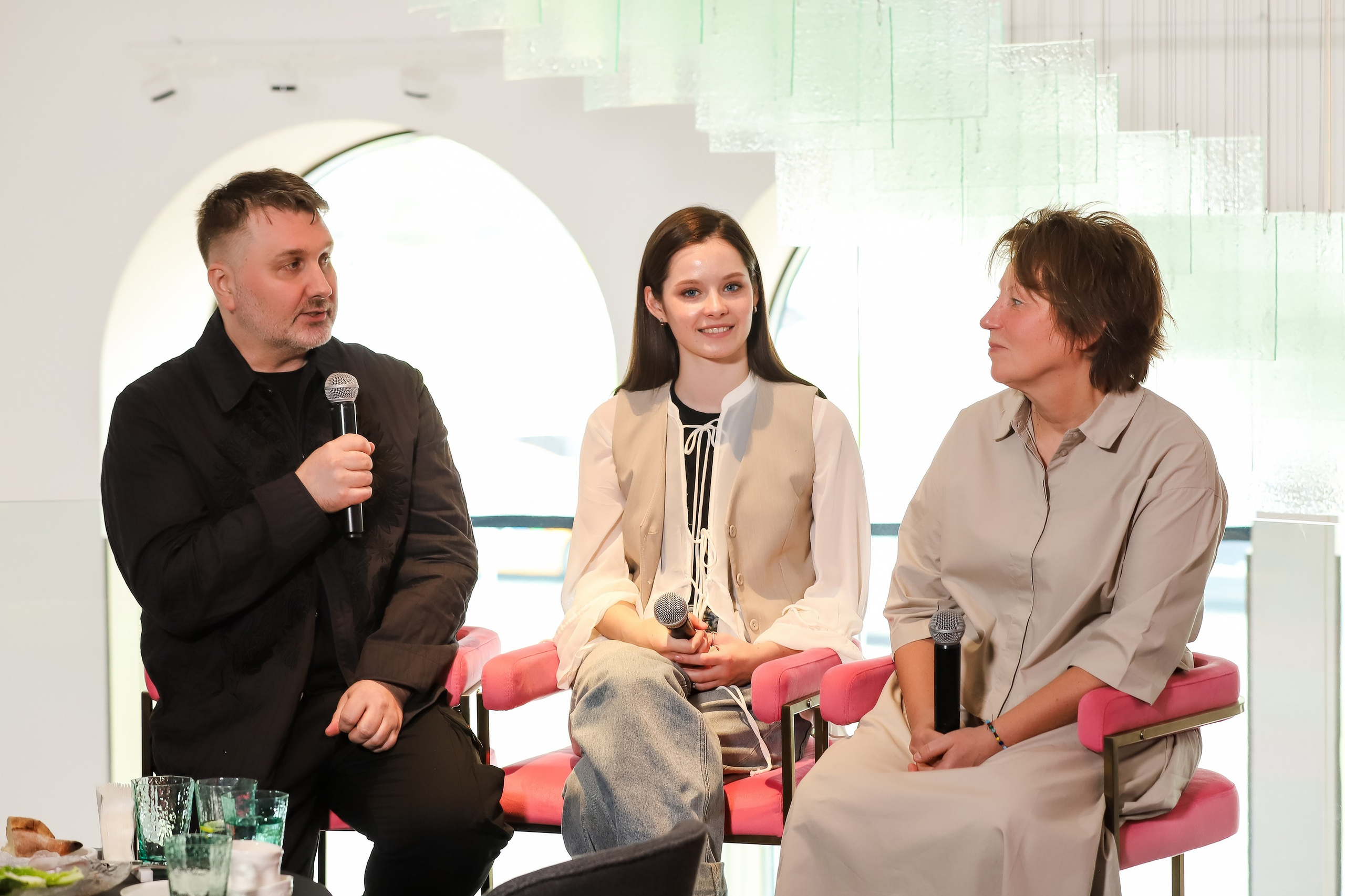 Akhmadullina Dreams «Летучий корабль». Репортажный и fashion фотограф в Москве Сергей Бардин