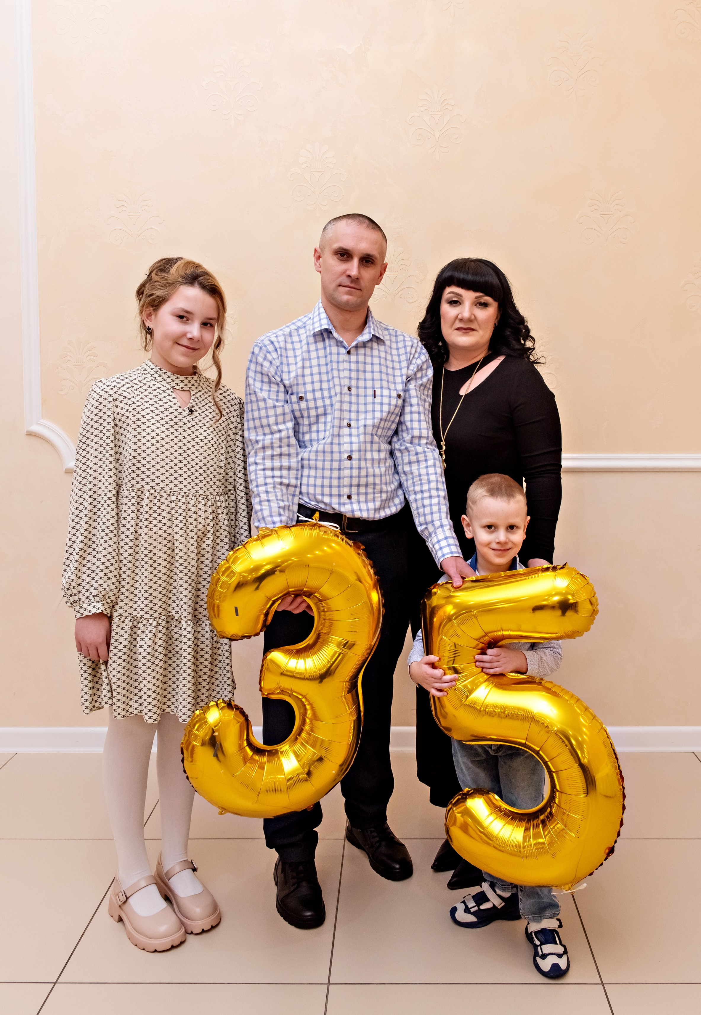 Юбилей Ирины. Ведущая — Наталья Белозерова. Банкетный зал — столовая Радио Завода. Семейный и портретный фотограф Кыштым Челябинск Марина Шигапова