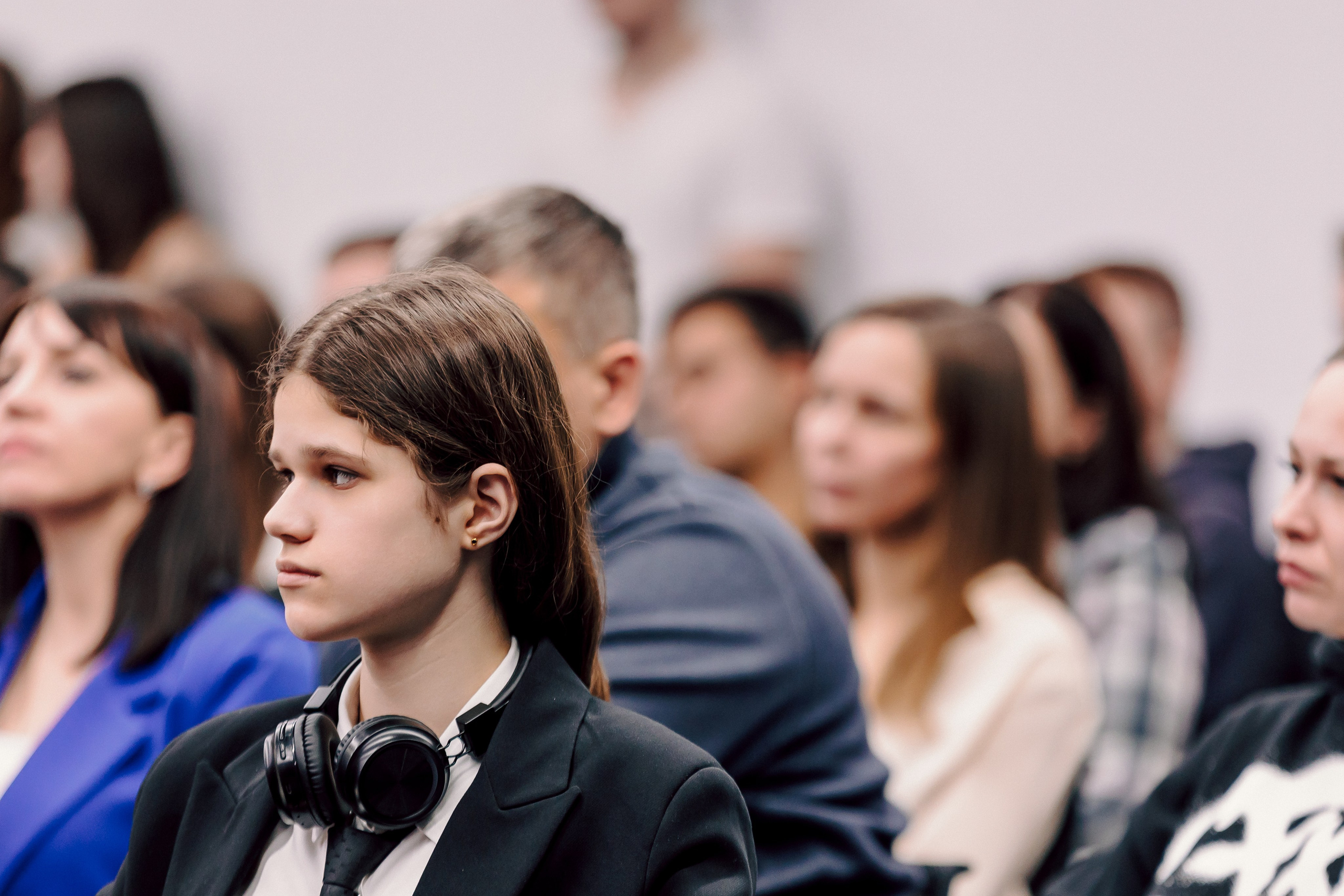 СКБ Контур — Форум будущего — Деловая программа. Лёшка Варзегов — фотограф