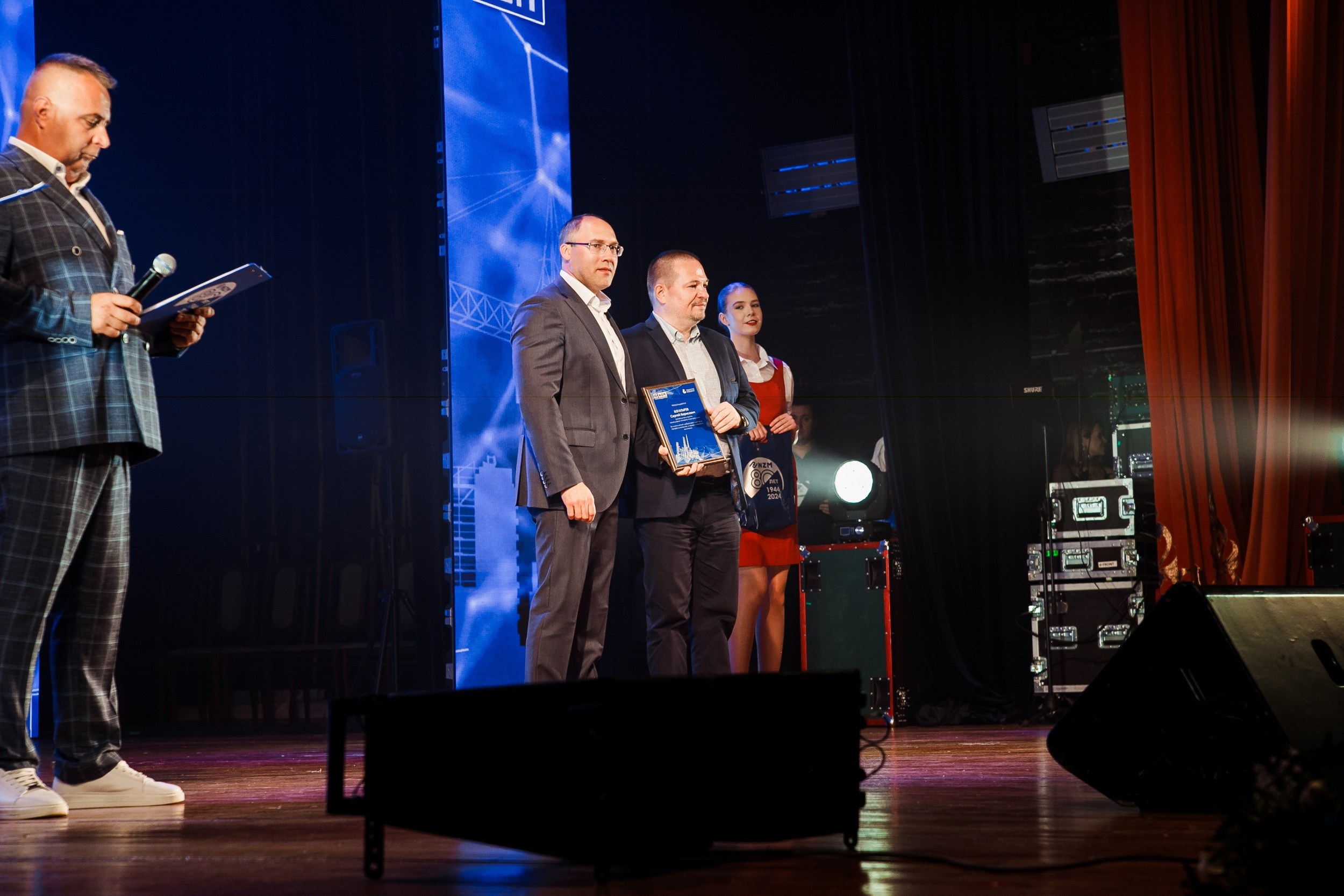 Юбилей фирмы «НЕФТЕЗАВОДМОНТАЖ». Свадебный и детский фотограф в Волгограде Слава Белов