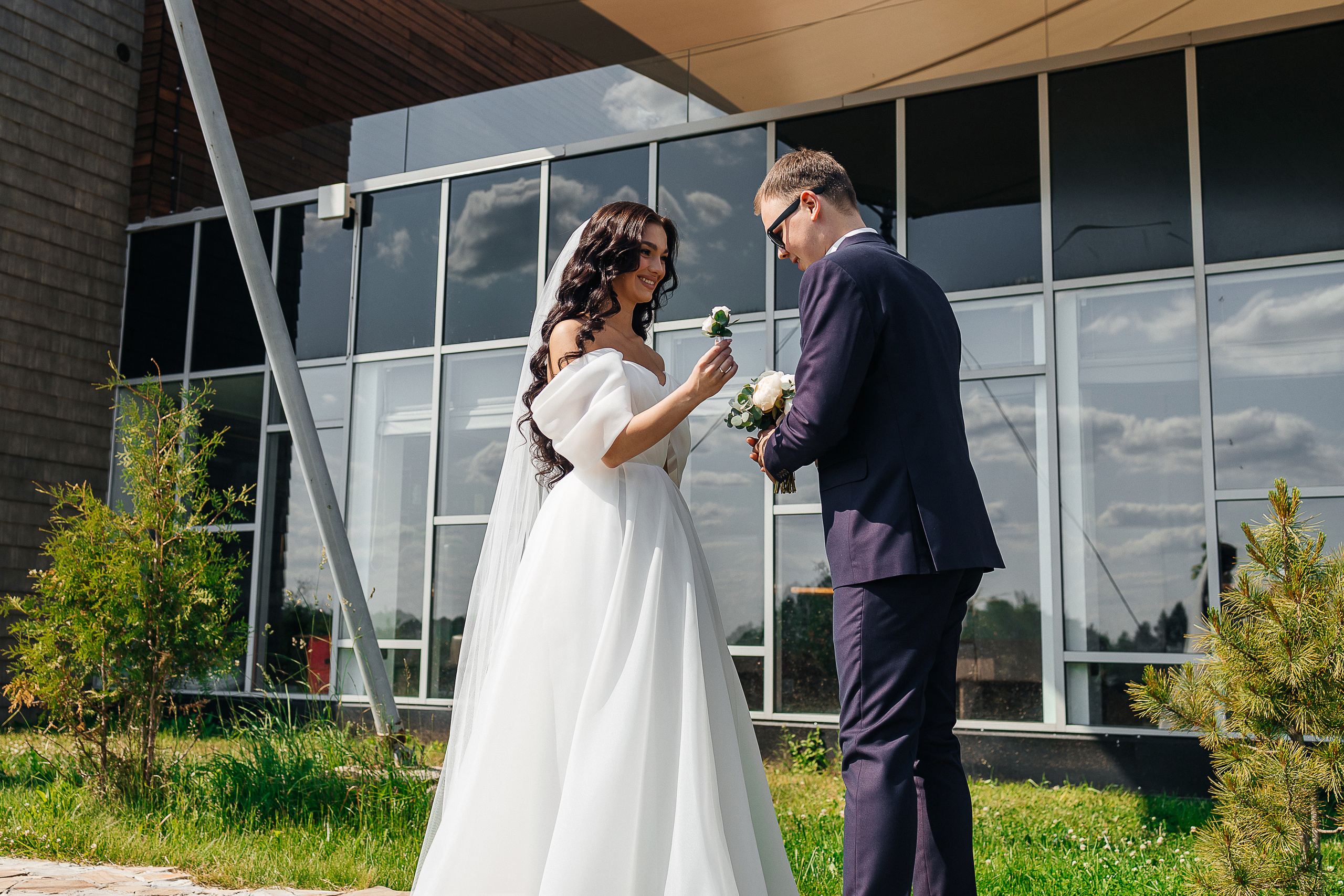Утро невесты в загородной гостинице. Олег Сверчков | Свадебный фотограф Вологда