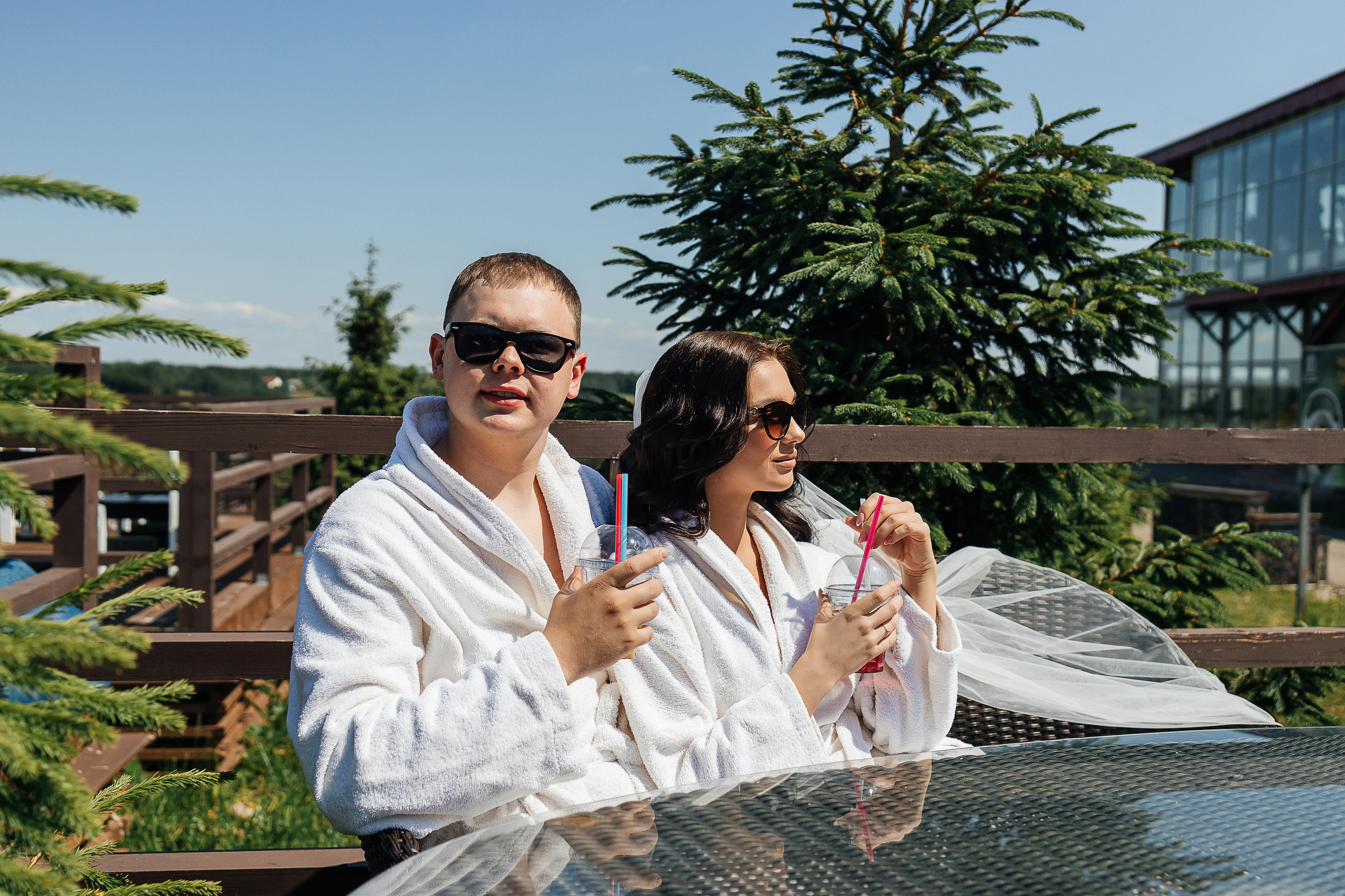 Утро невесты в загородной гостинице. Олег Сверчков | Свадебный фотограф Вологда