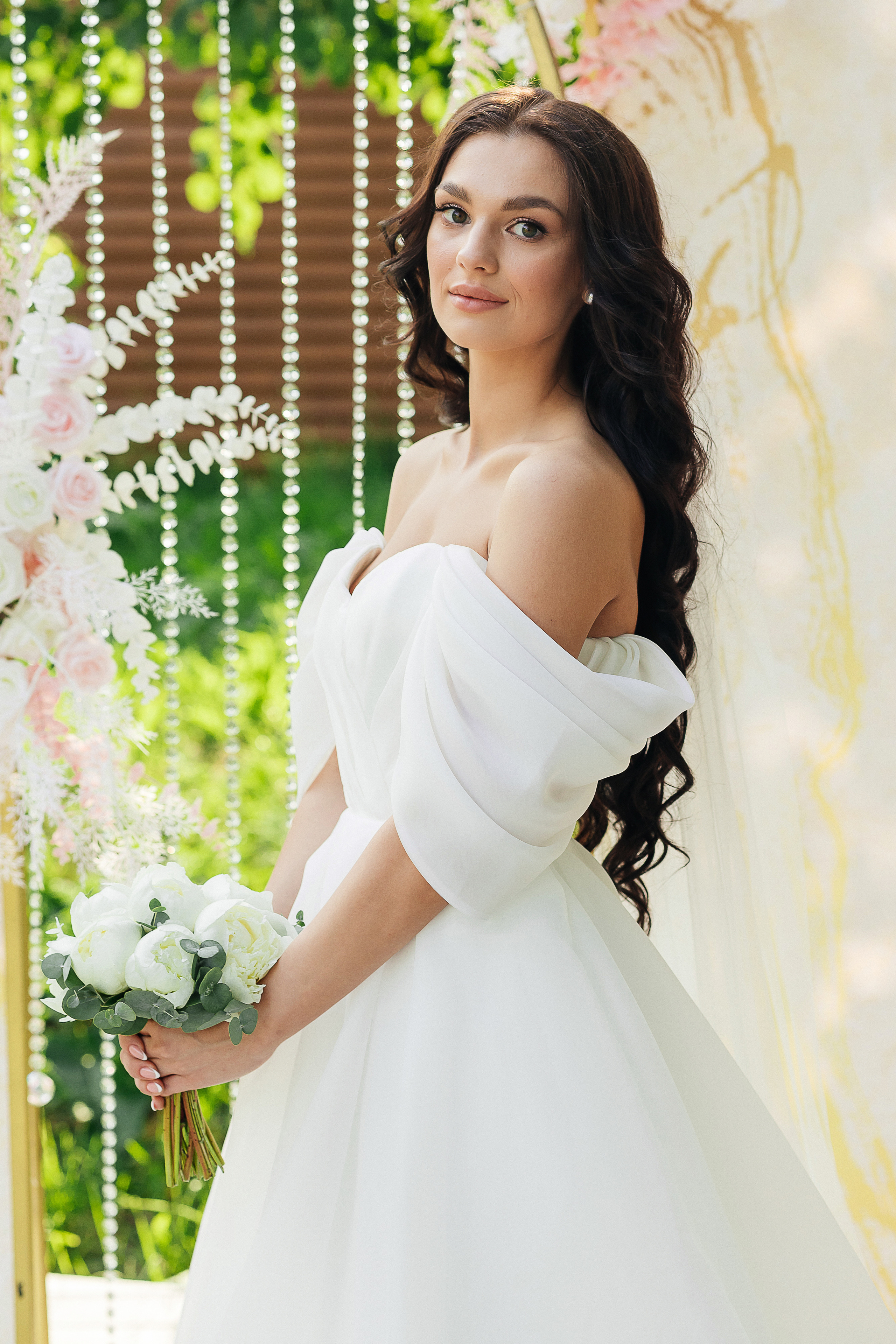 Утро невесты в загородной гостинице. Олег Сверчков | Свадебный фотограф Вологда