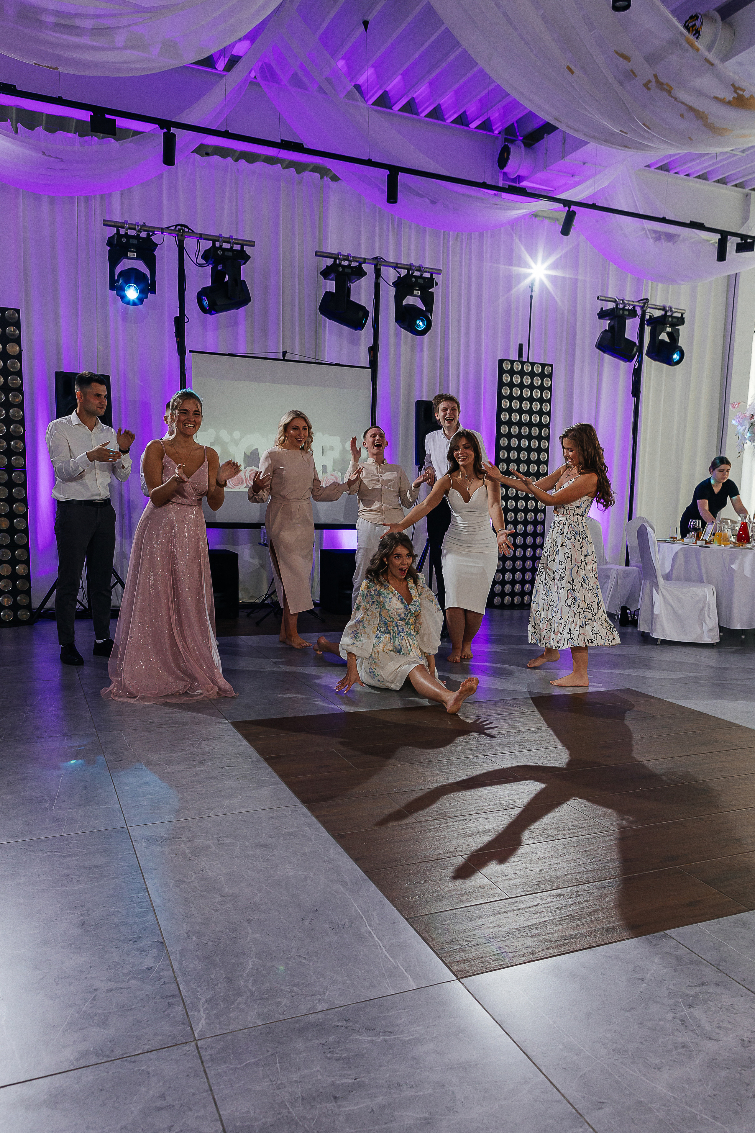 Утро невесты в загородной гостинице. Олег Сверчков | Свадебный фотограф Вологда