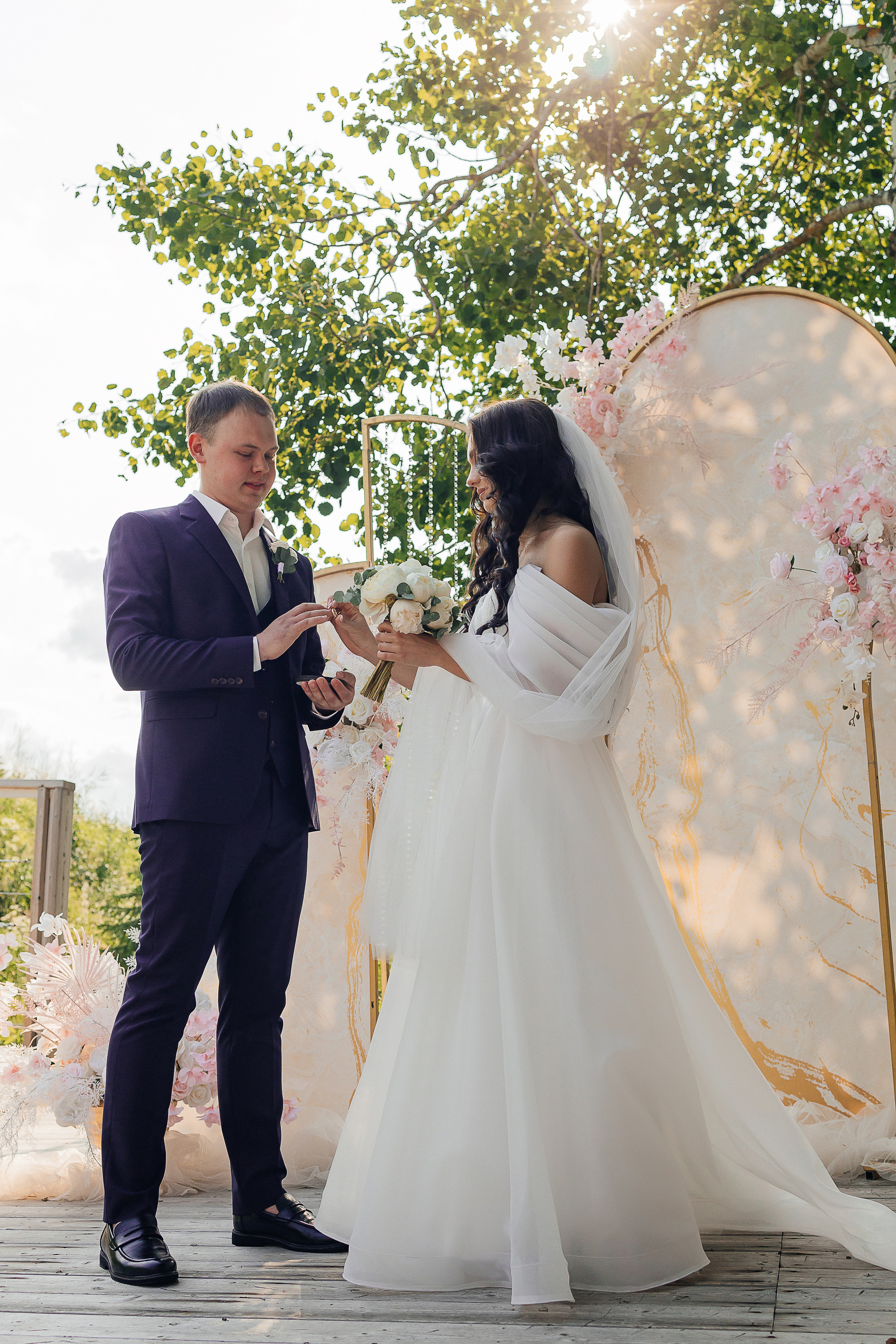Утро невесты в загородной гостинице. Олег Сверчков | Свадебный фотограф Вологда
