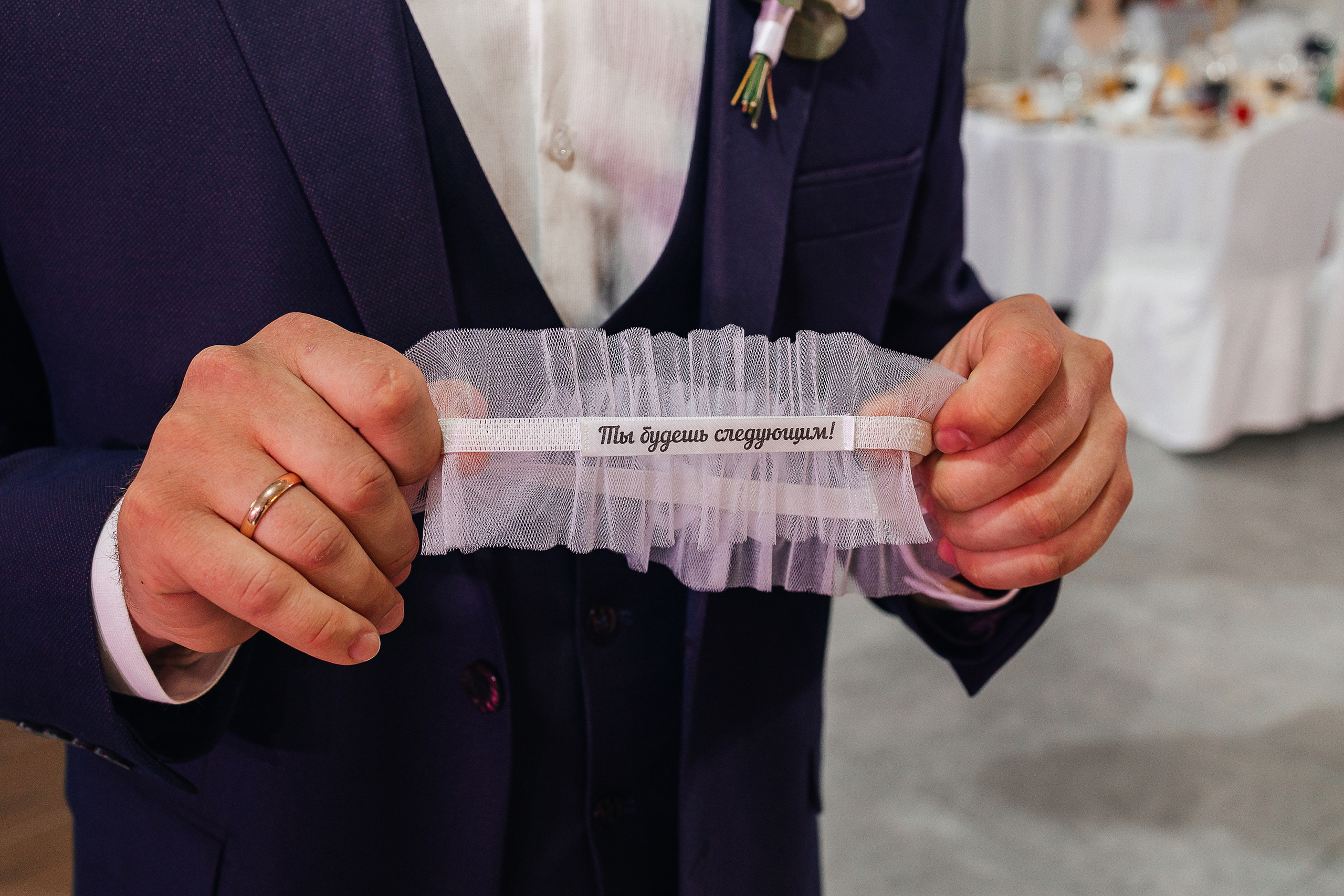 Утро невесты в загородной гостинице. Олег Сверчков | Свадебный фотограф Вологда