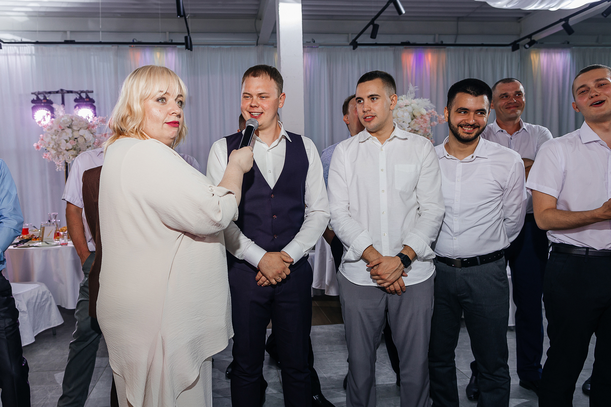 Утро невесты в загородной гостинице. Олег Сверчков | Свадебный фотограф Вологда