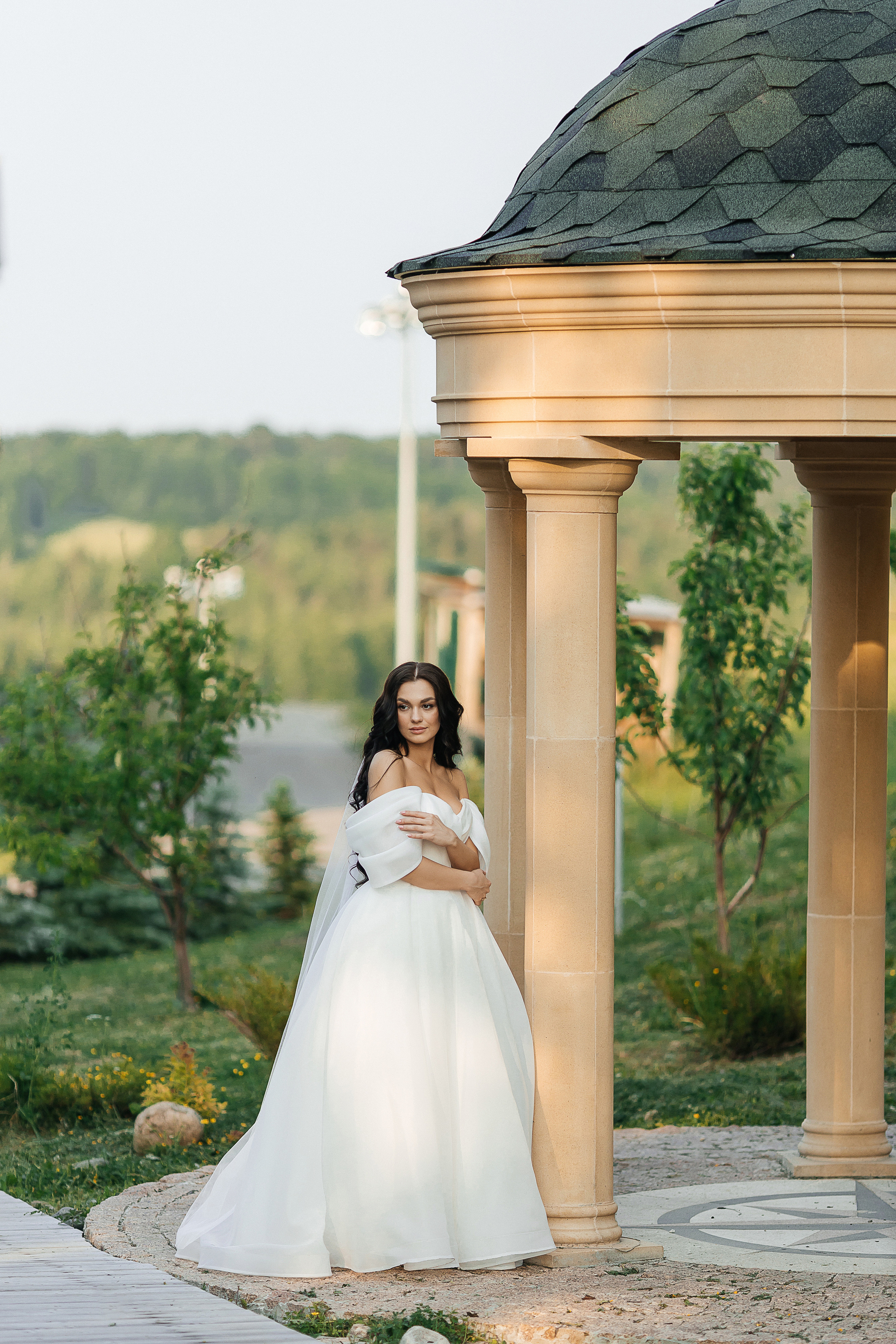 Утро невесты в загородной гостинице. Олег Сверчков | Свадебный фотограф Вологда