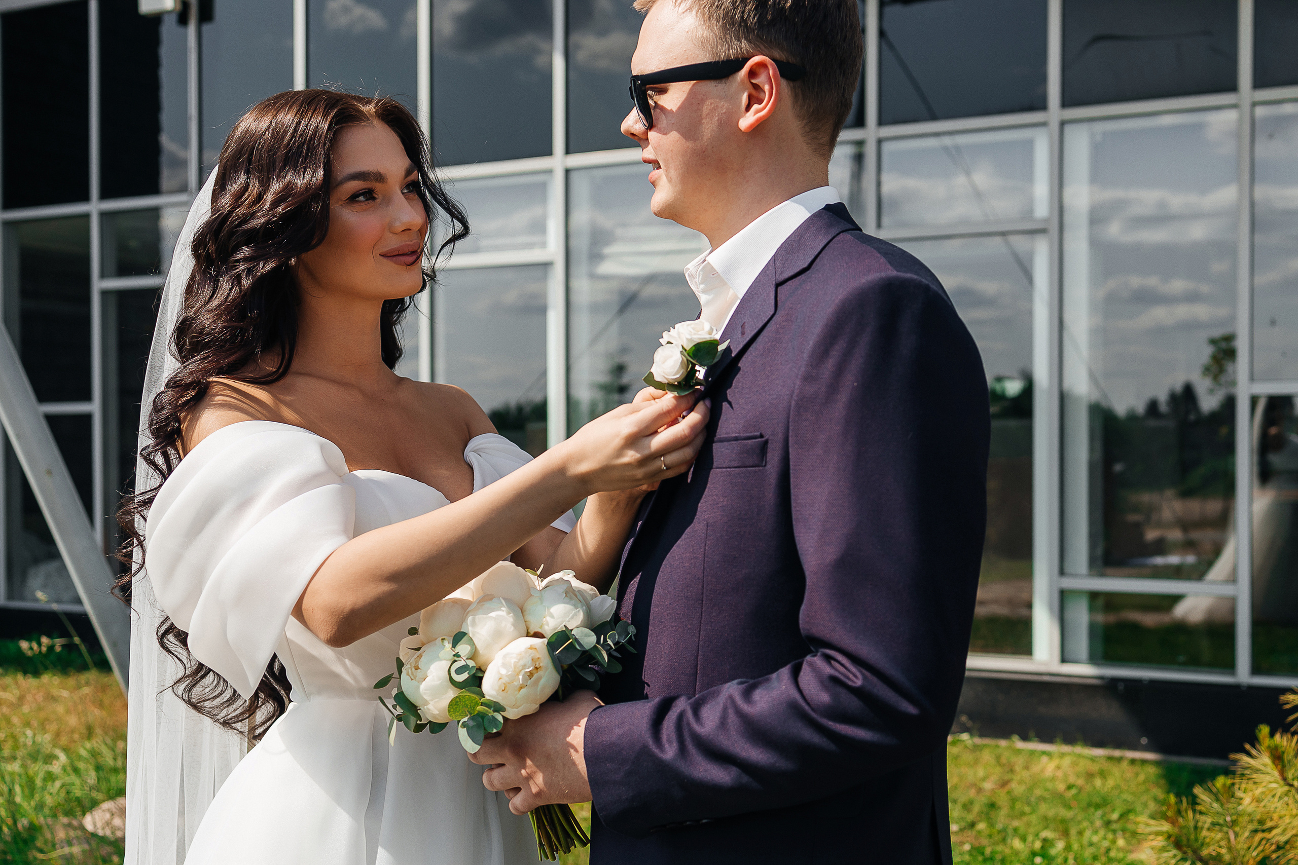 Утро невесты в загородной гостинице. Олег Сверчков | Свадебный фотограф Вологда
