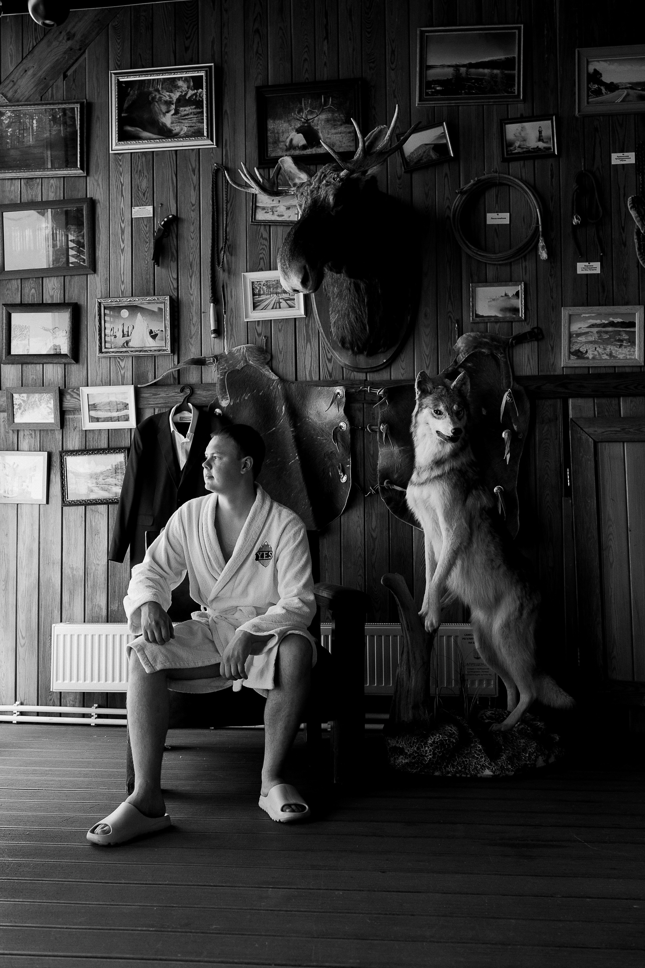 Утро невесты в загородной гостинице. Олег Сверчков | Свадебный фотограф Вологда