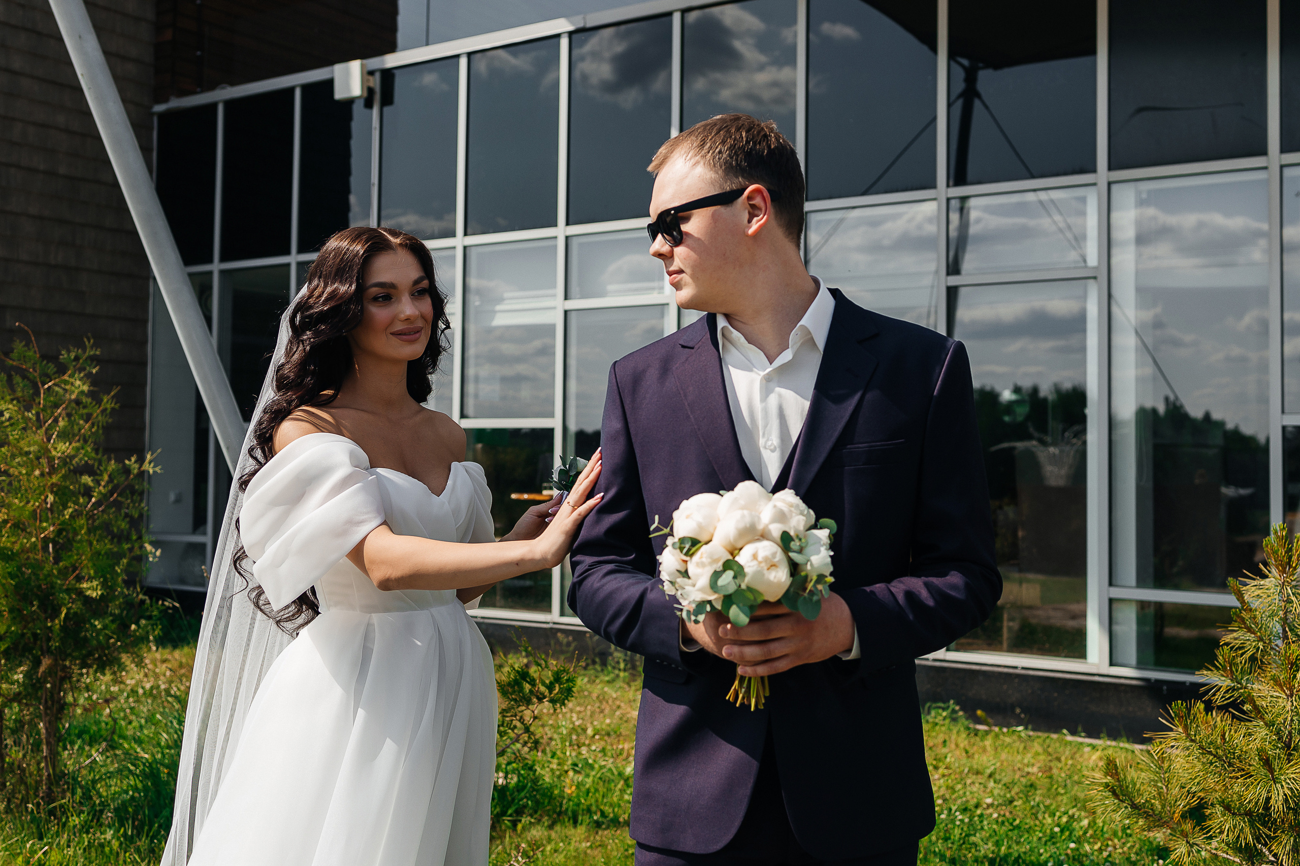 Утро невесты в загородной гостинице. Олег Сверчков | Свадебный фотограф Вологда