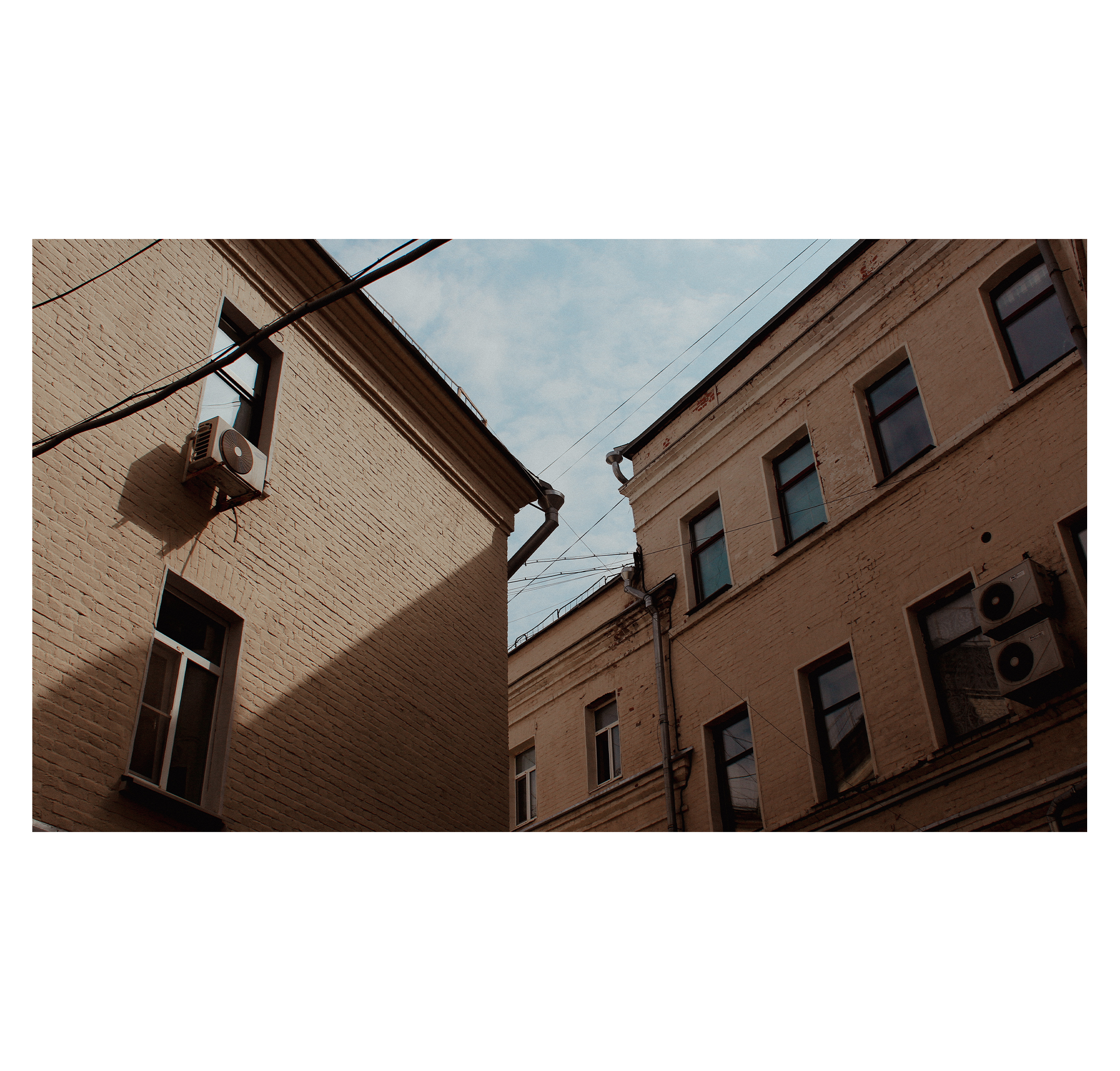 MOSCOW TAPE. Фотограф/дизайнер в Екатеринбурге Хитрый Дмитрий