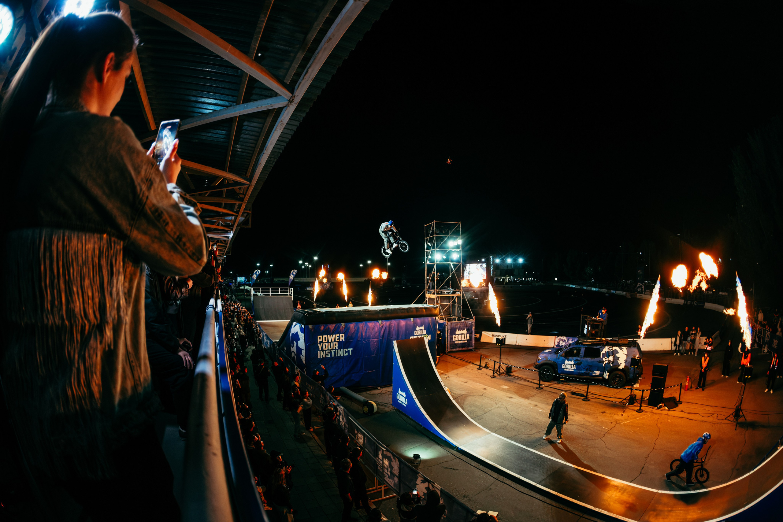 Gorilla Drift Ultimate Night. Gorillaenergymedia