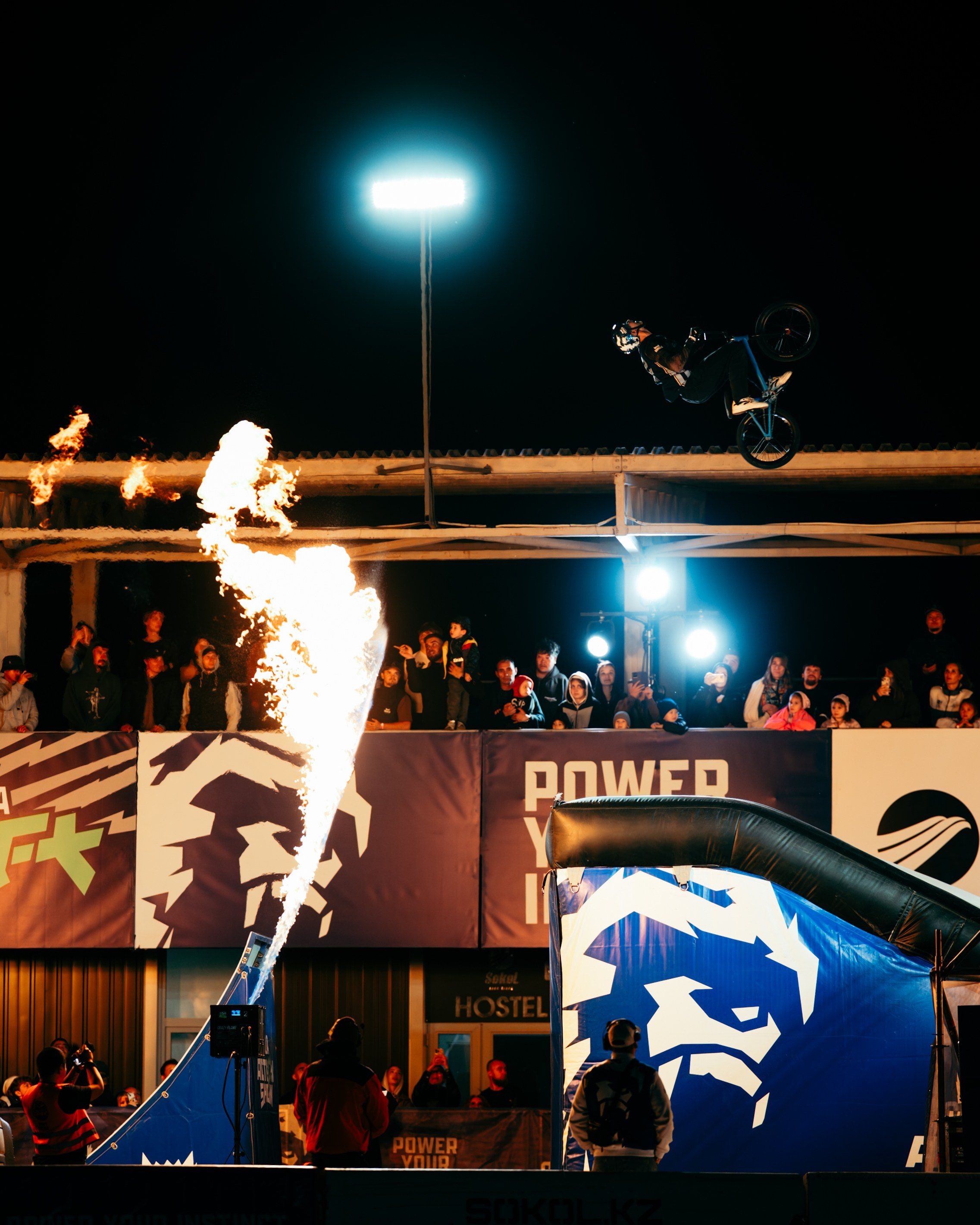 Gorilla Drift Ultimate Night. Gorillaenergymedia
