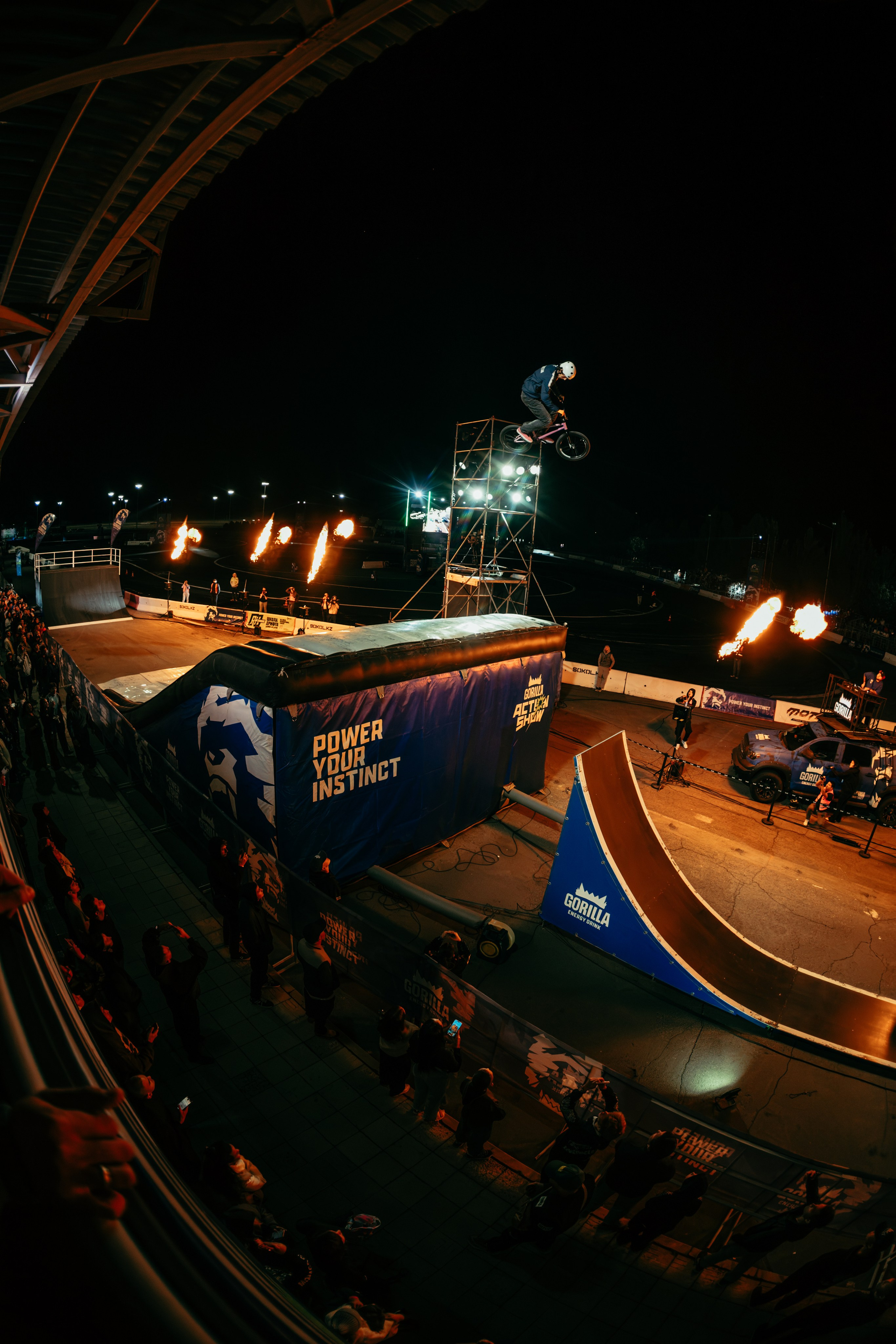 Gorilla Drift Ultimate Night. Gorillaenergymedia