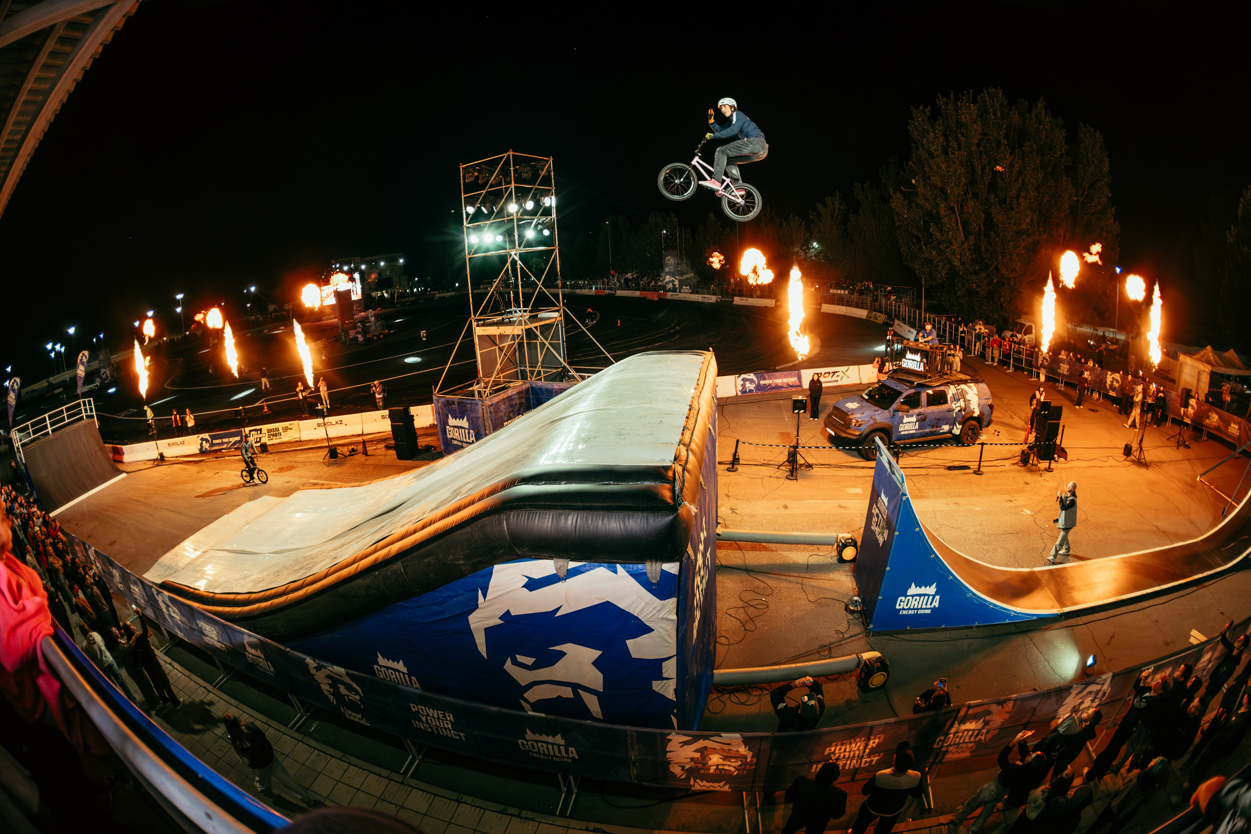 Gorilla Drift Ultimate Night. Gorillaenergymedia