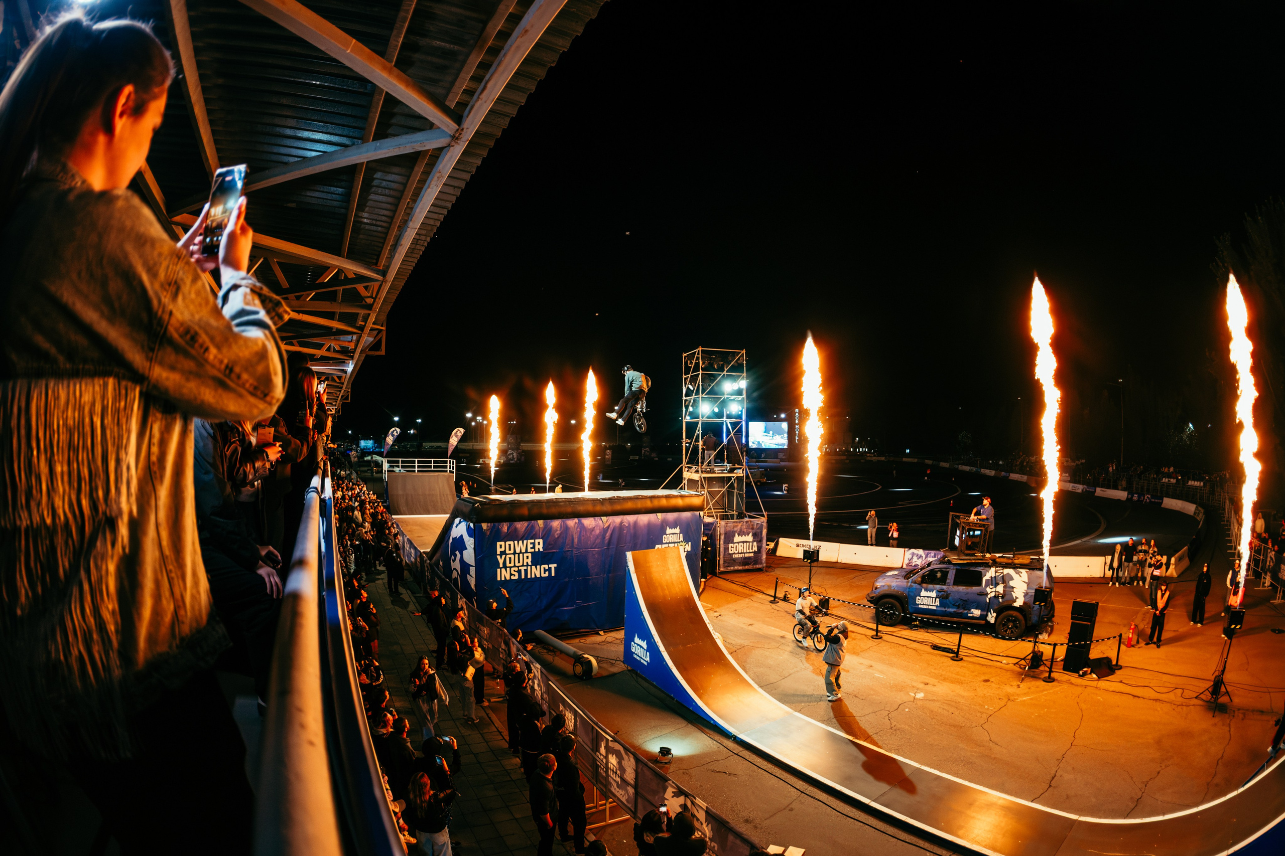 Gorilla Drift Ultimate Night. Gorillaenergymedia