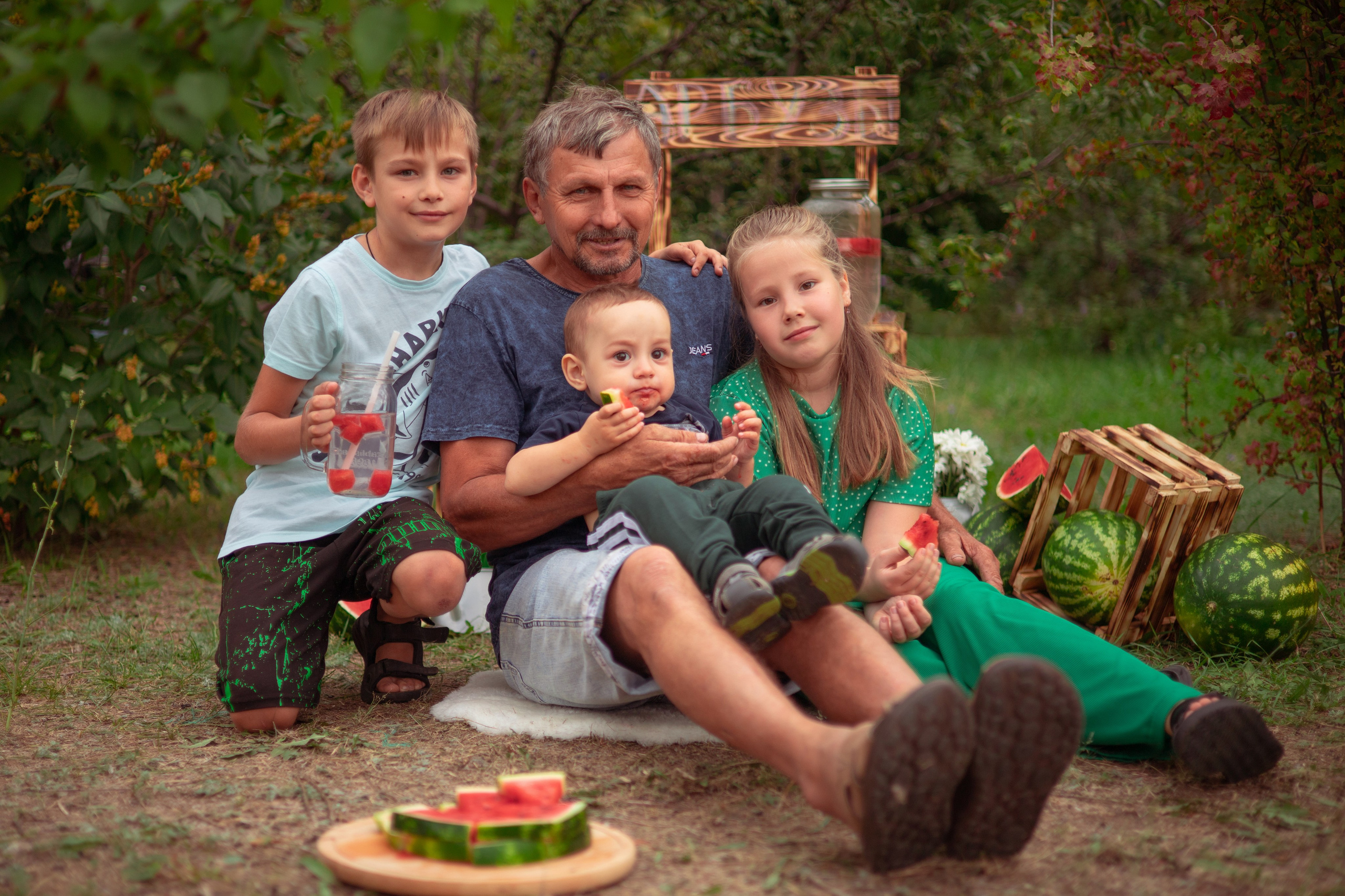 Семья арбузы. Семейный и детский фотограф в Михайловке Татьяна Лестьева