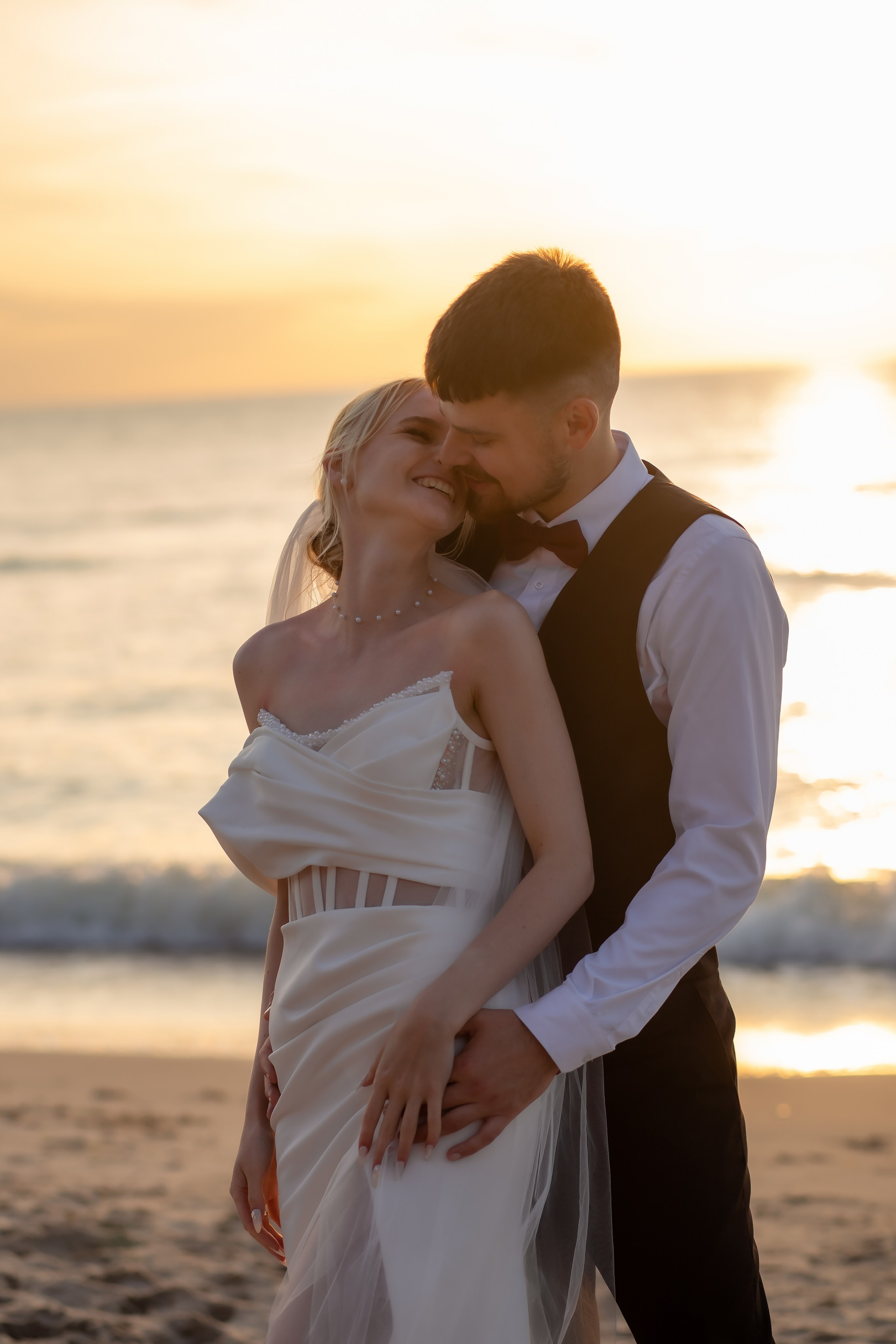 Александра и Влад. На закате. Фотограф в Калининграде Решетникова Алина