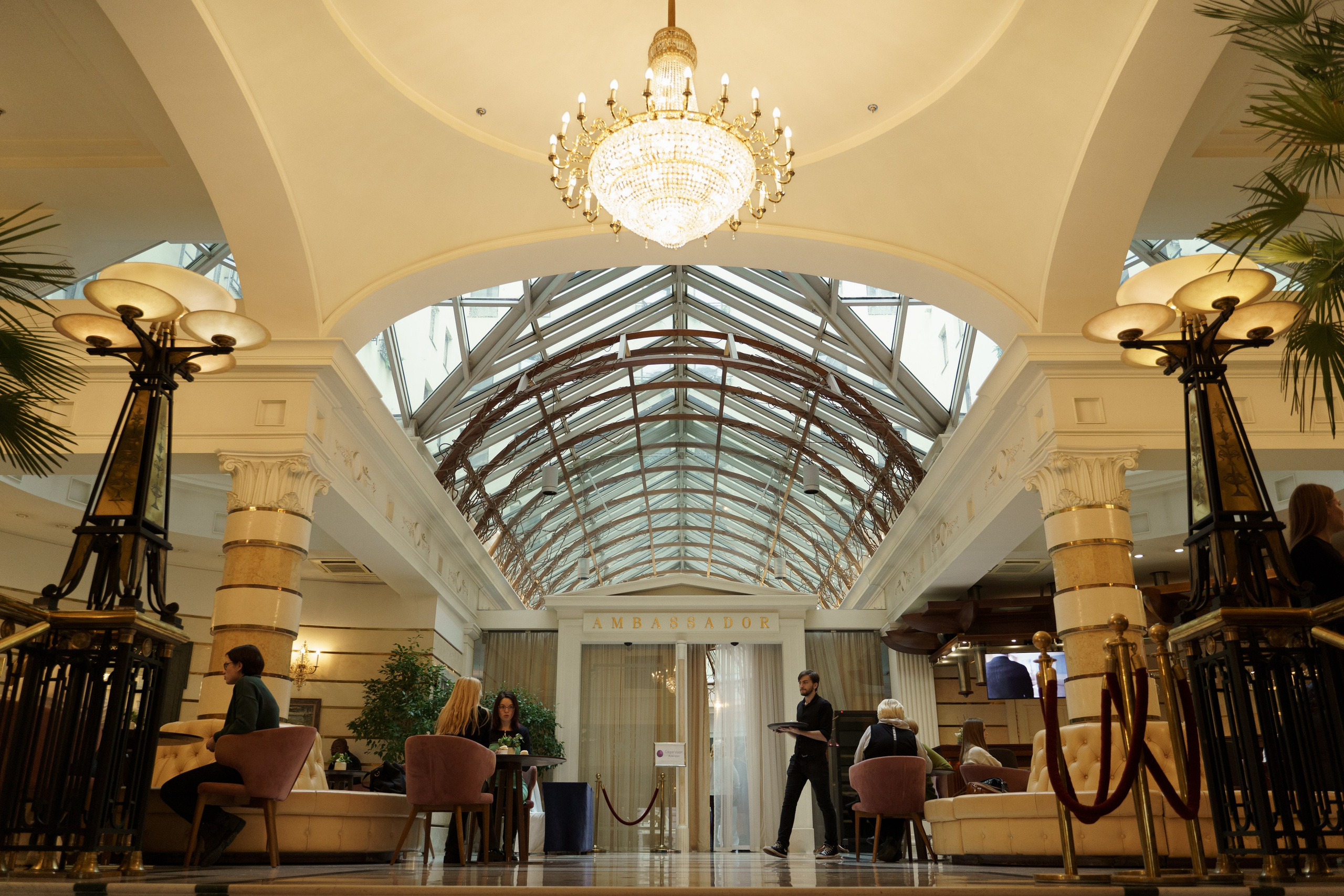 Конференция Cooper Vision в Отеле Амбасадор 28 октября 2023. Свадебный и семейный фотограф в Санкт-Петербурге Дмитрий Панин