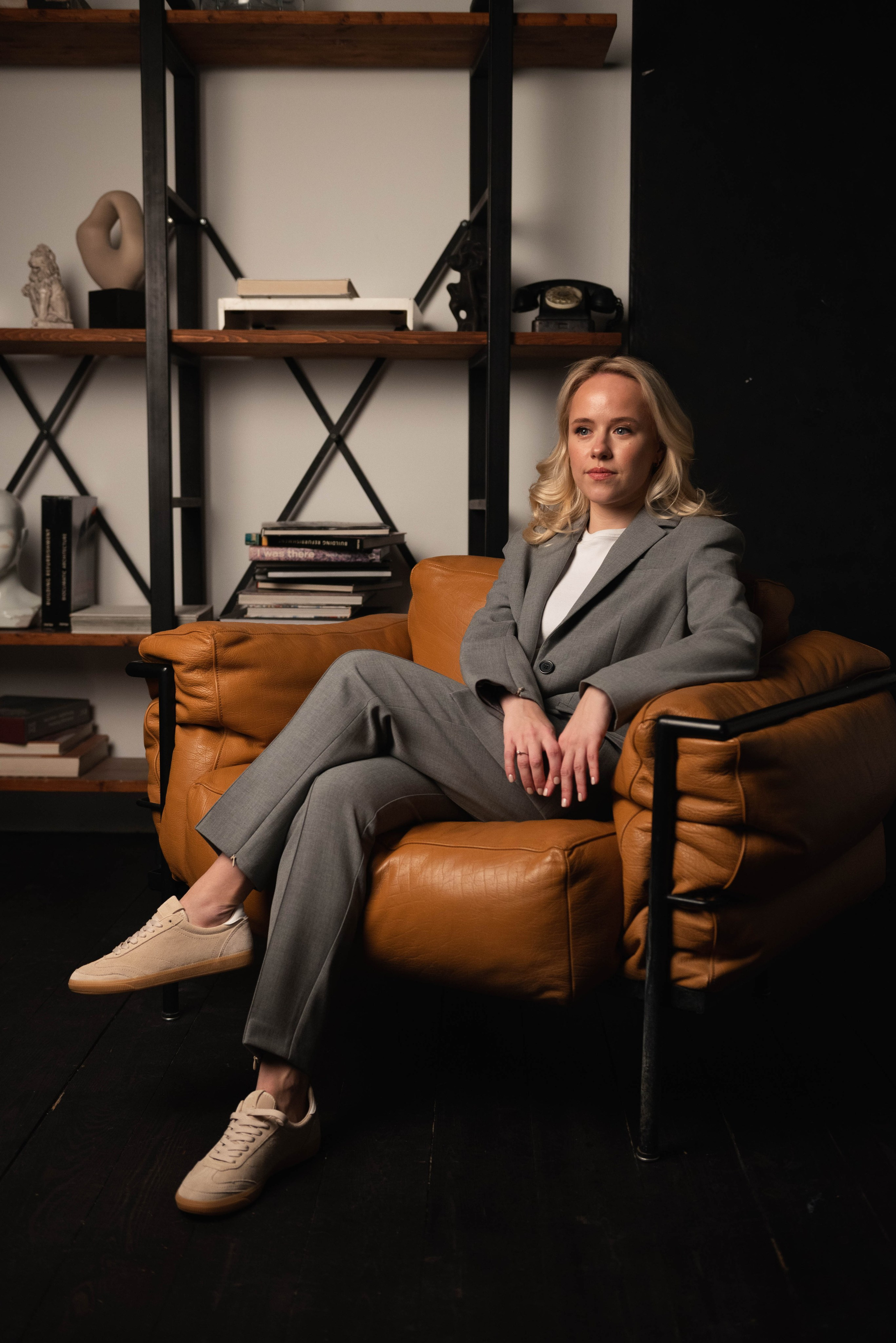 Полина Возиян (съемка для блога юриста @ation.law). Фотограф Москва Настя Профотовна. Репортажные, свадебные и контент фотосессии