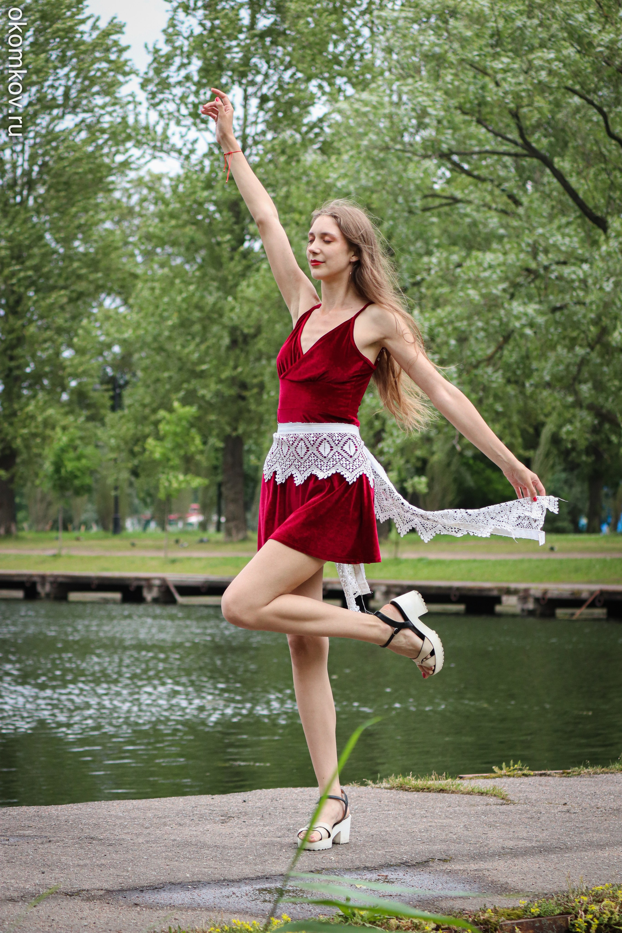 Показ образов на пирсе Московского парка Победы. Ивентный фотограф в Санкт-Петербурге Олег Комков