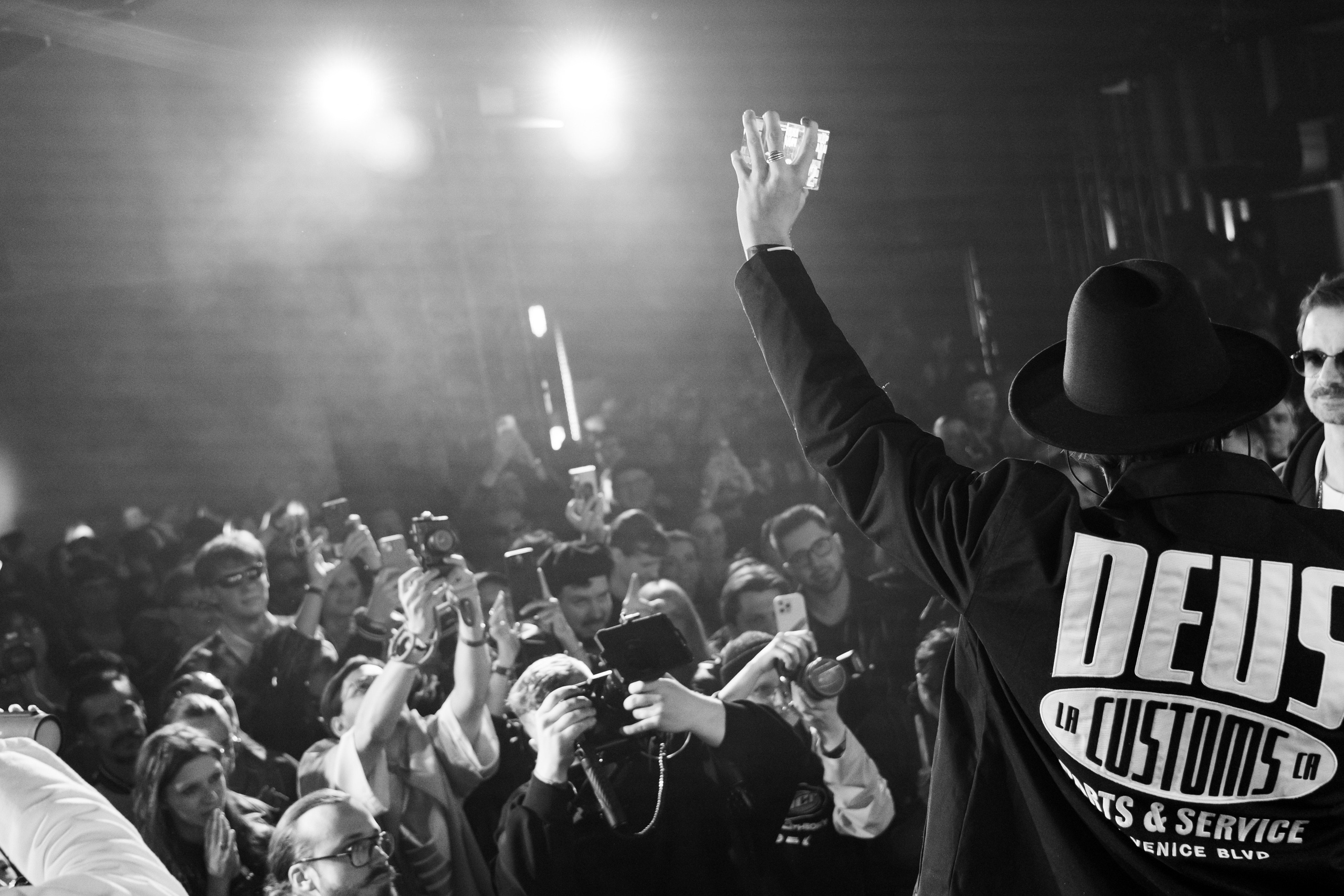 TOP100 AWARDS / 2025. Свадебный фотограф в Москве Евгений Рыжов