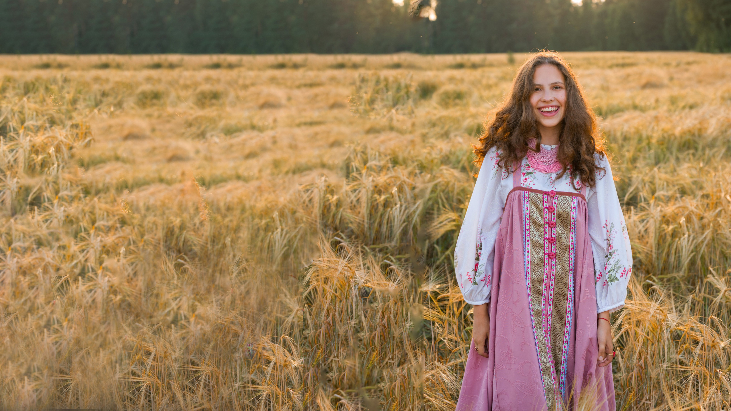 Фотосессия в русском народном костюме. Фотограф Юлия Кондратьева