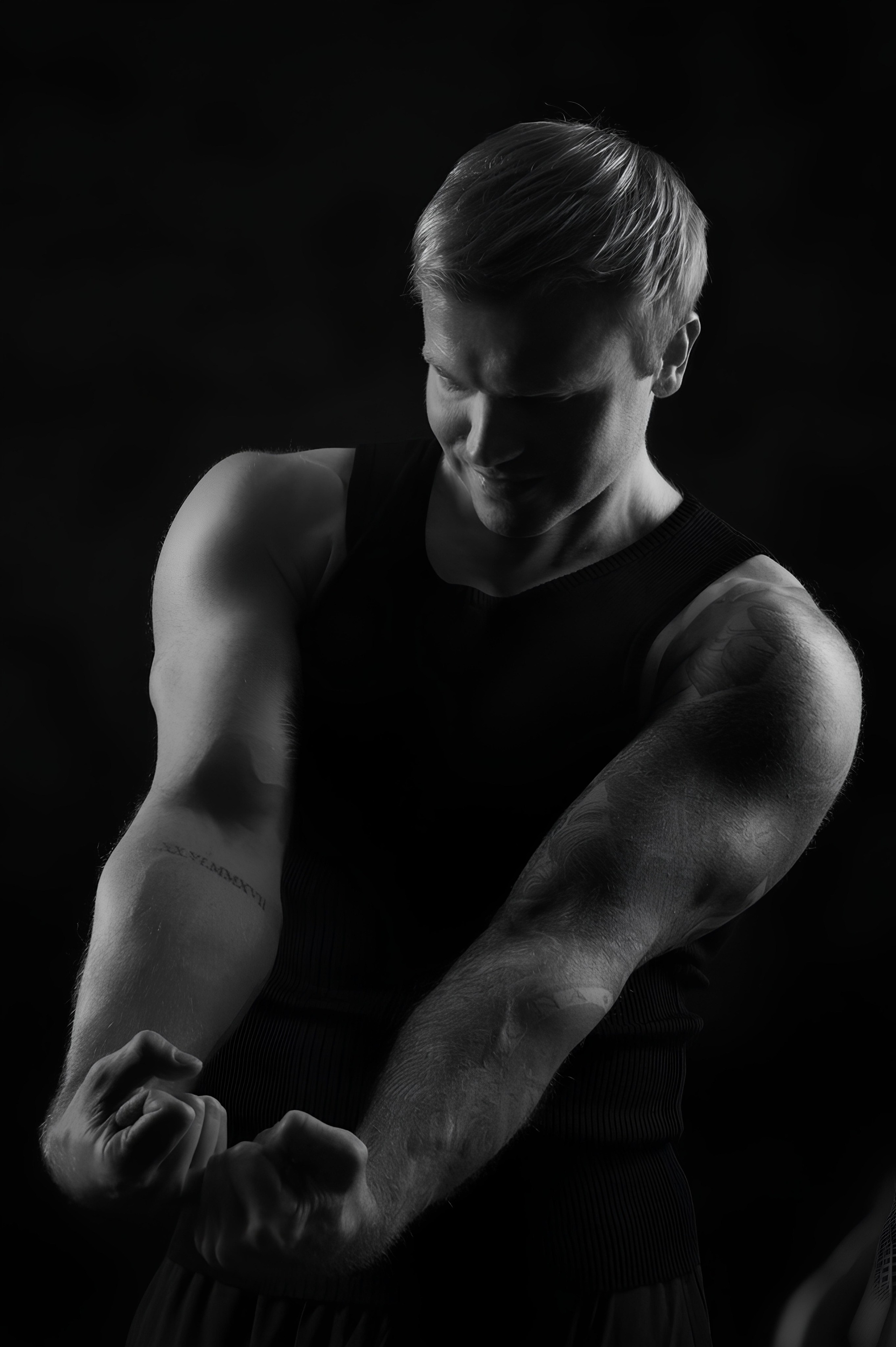 «Спортсмен ЧБ». Фотограф в Санкт-Петербурге — фотопрогулки и фотосессии