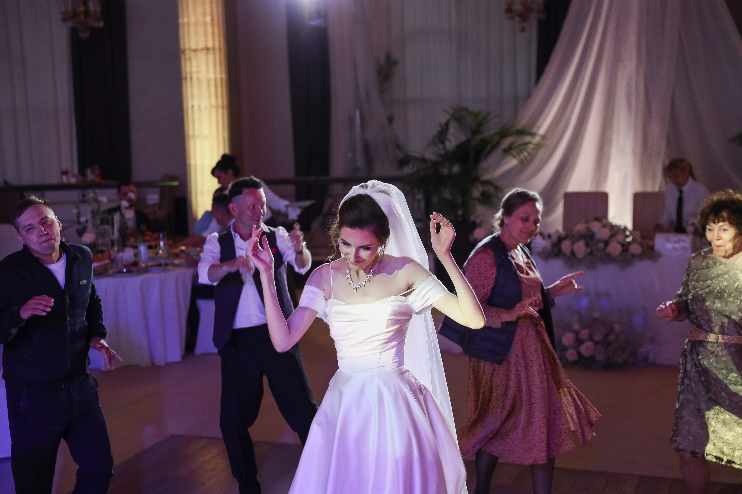 Юрий и Анастасия | Ресторан Fusion. Свадебный фотограф Москва