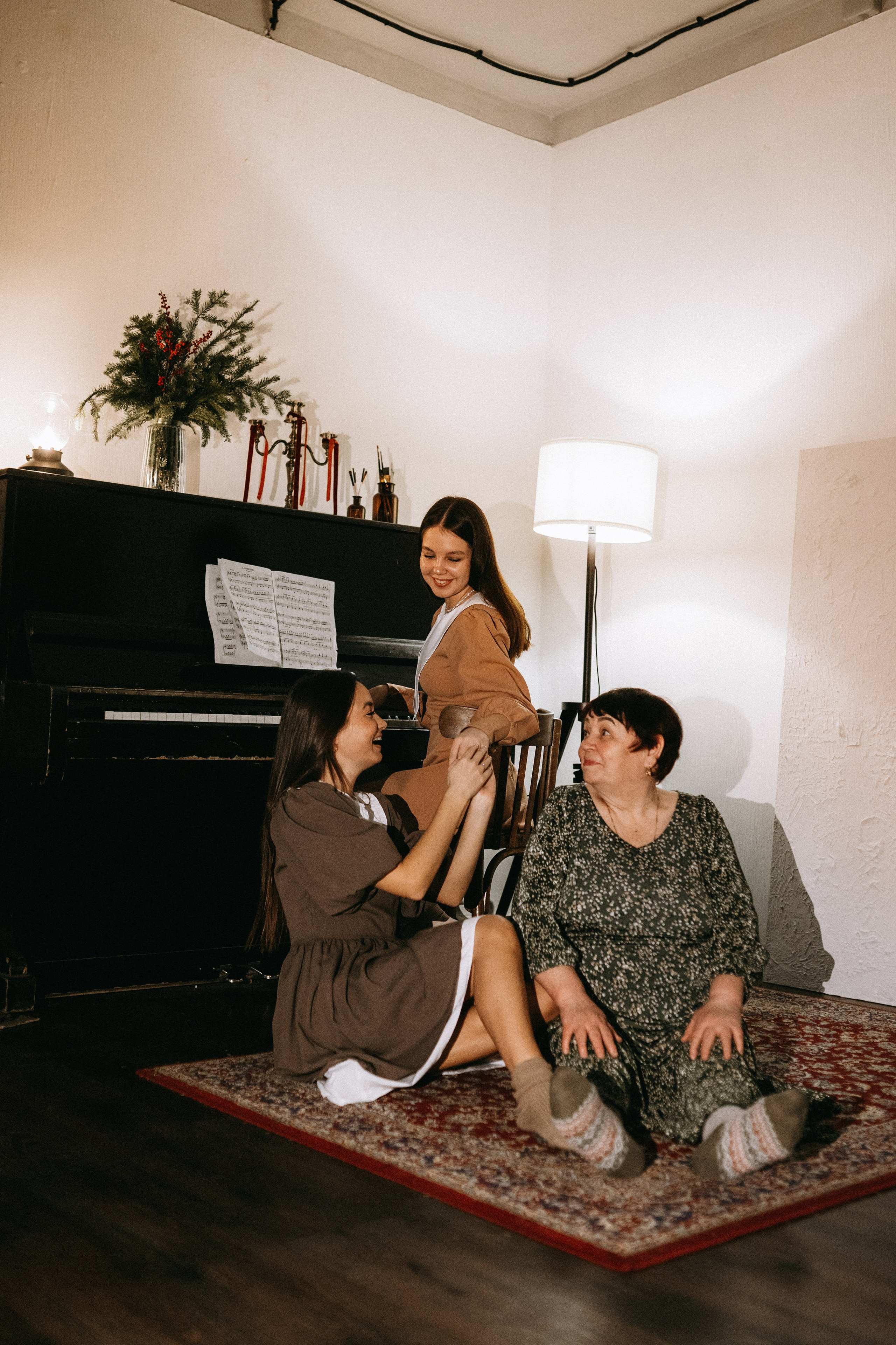 С бабушкой. Лайфстайл фотограф в Чебоксарах и Санкт-Петербурге Тоня Бекнёва