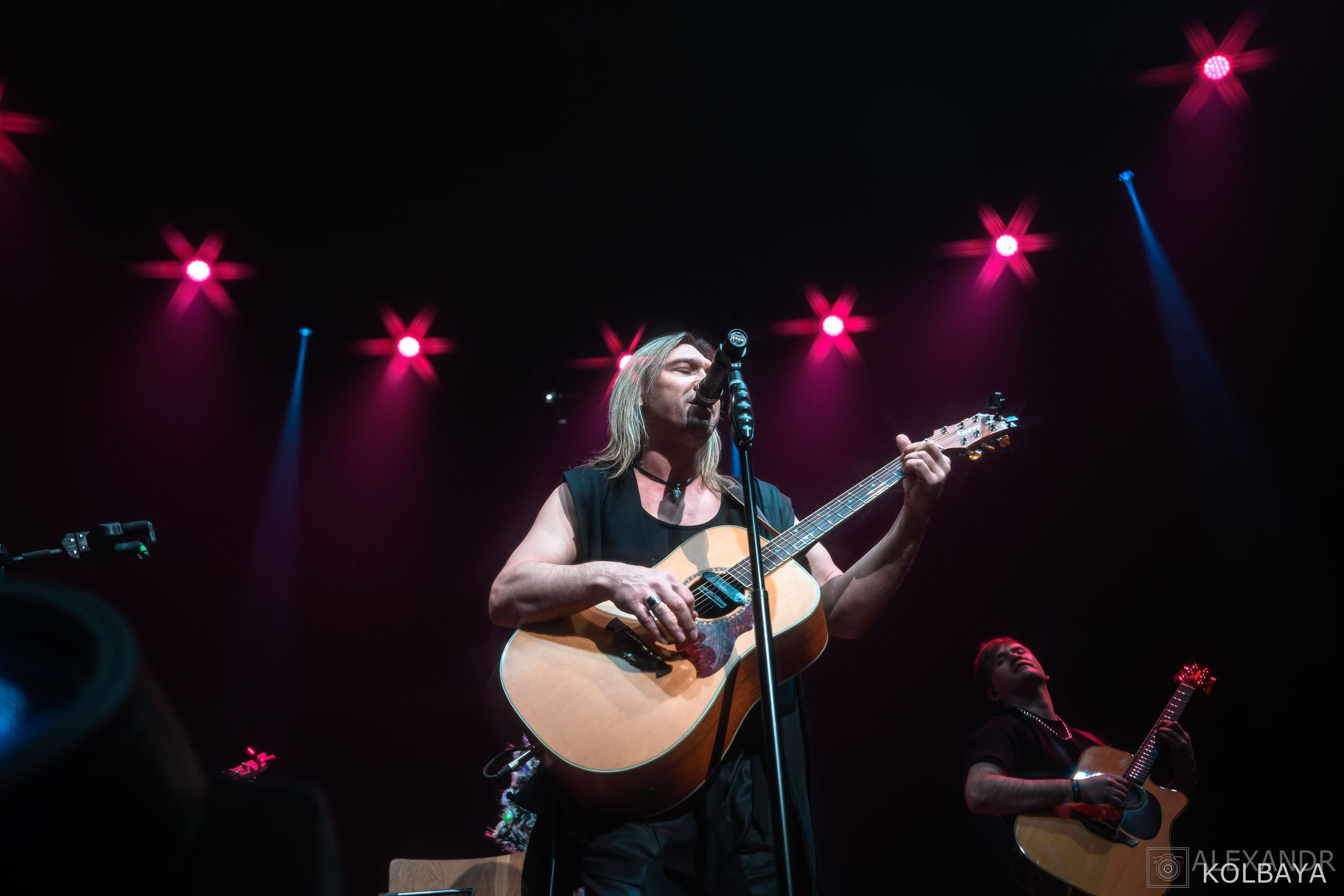 Фоторепортаж с Метал-Елки 2026. Концертный и театральный репортажный фотограф в Москве Александр Колбая