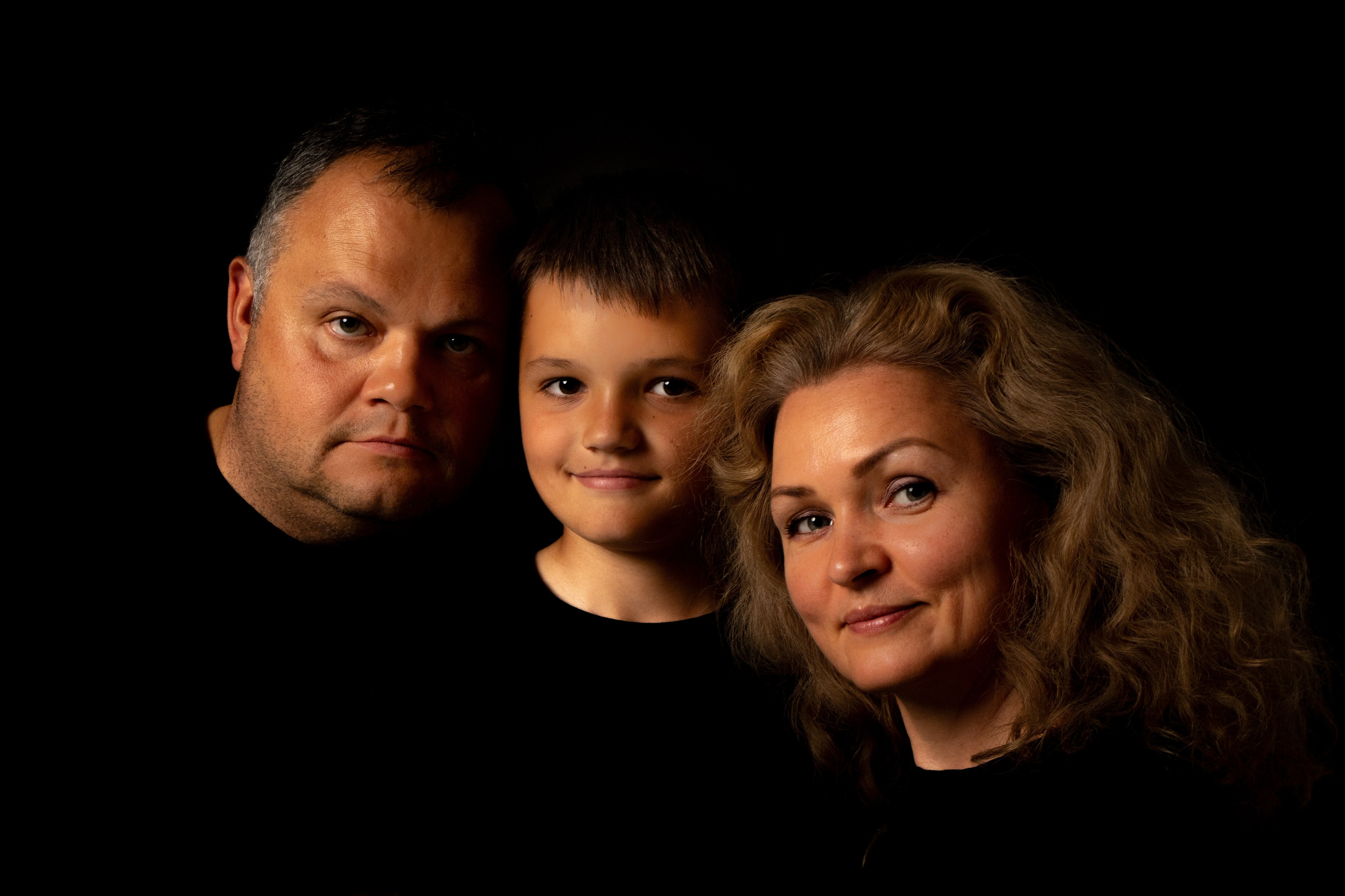 Семейный фотограф Жуковский. Фотосессия в студии с мужем в Жуковском и Раменском, Чулково, Кратово, Москве. Лиза Кутанина — семейный фотограф и фотограф беременных в Жуковском