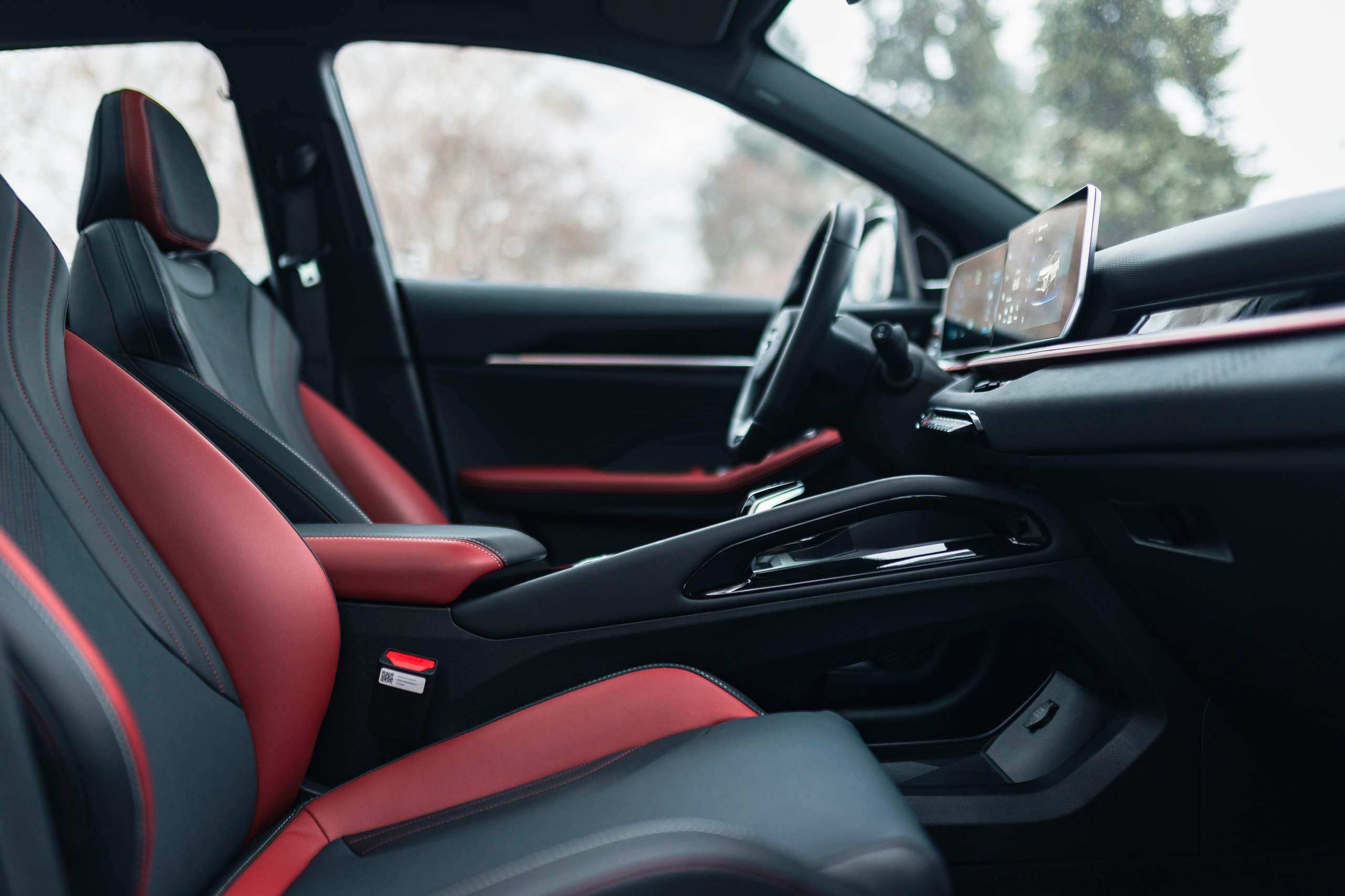 Geely Coolray. Чен Станислав | Автомобильный фотограф | Алматы, Казахстан