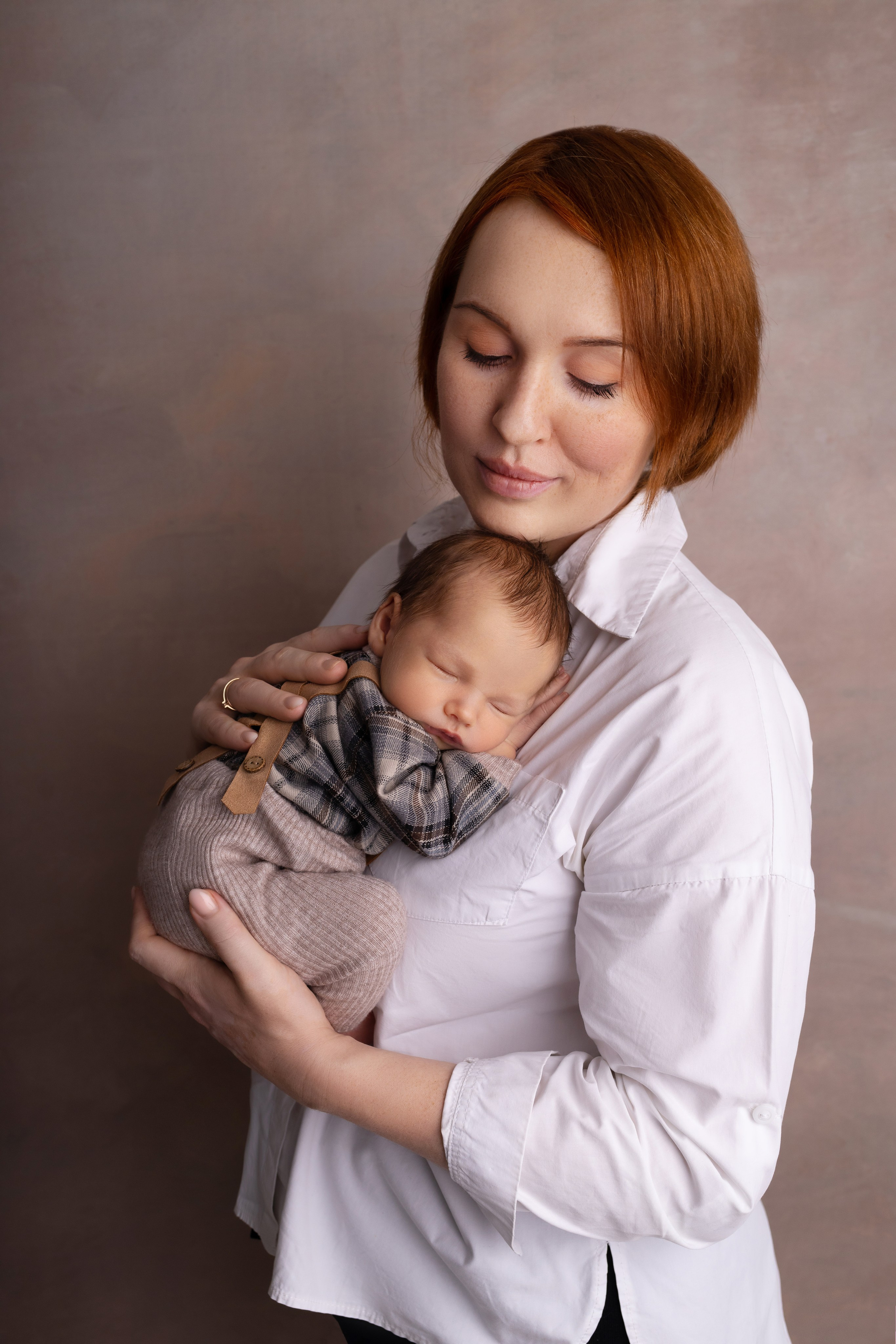 Семейные кадры от Elvira Kamaeva. Фотограф новорожденных малышей в Омске и Омской области Эльвира Камаева