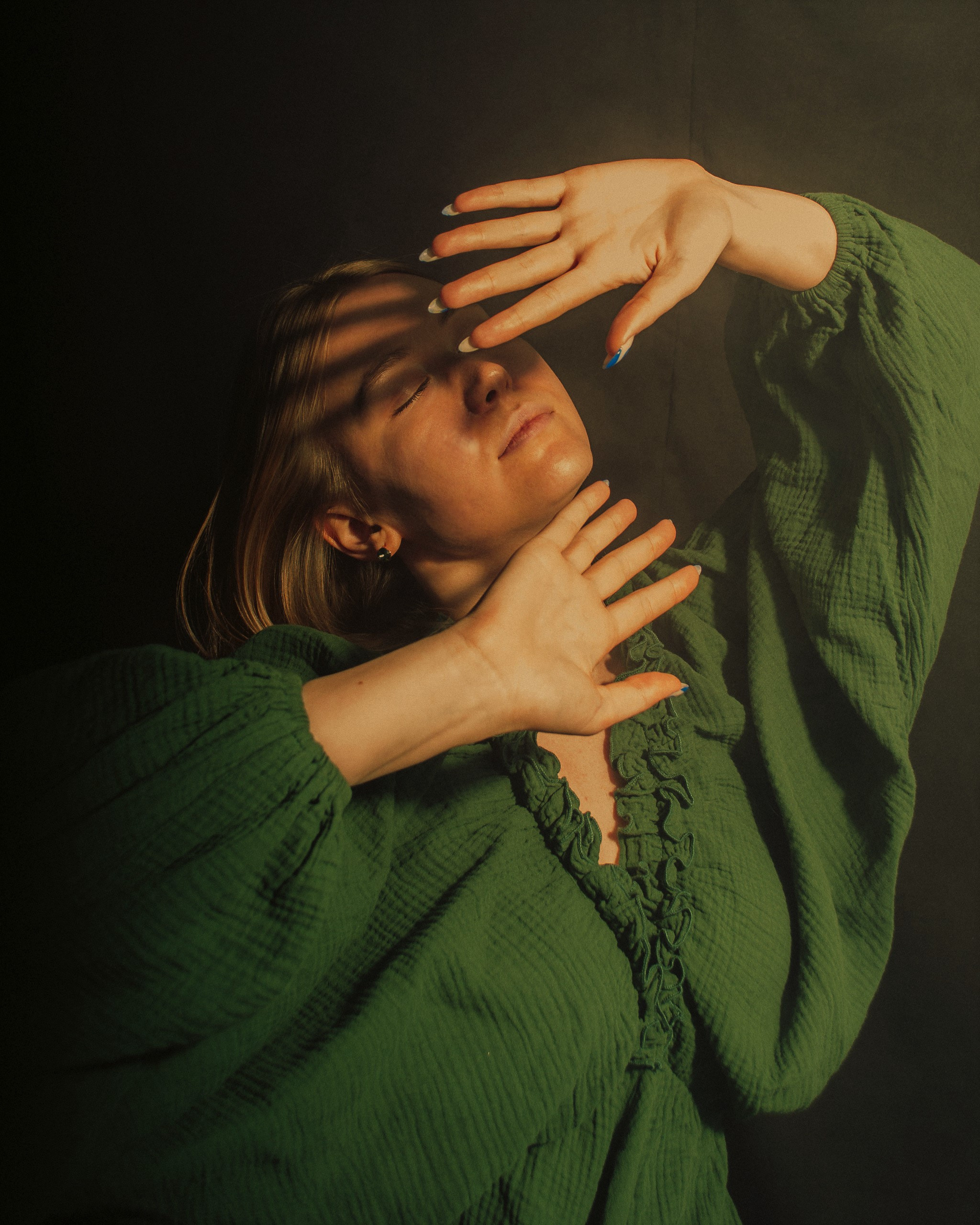 Студийная фотосессия. Фотограф Тюмень Александра Звягинцева