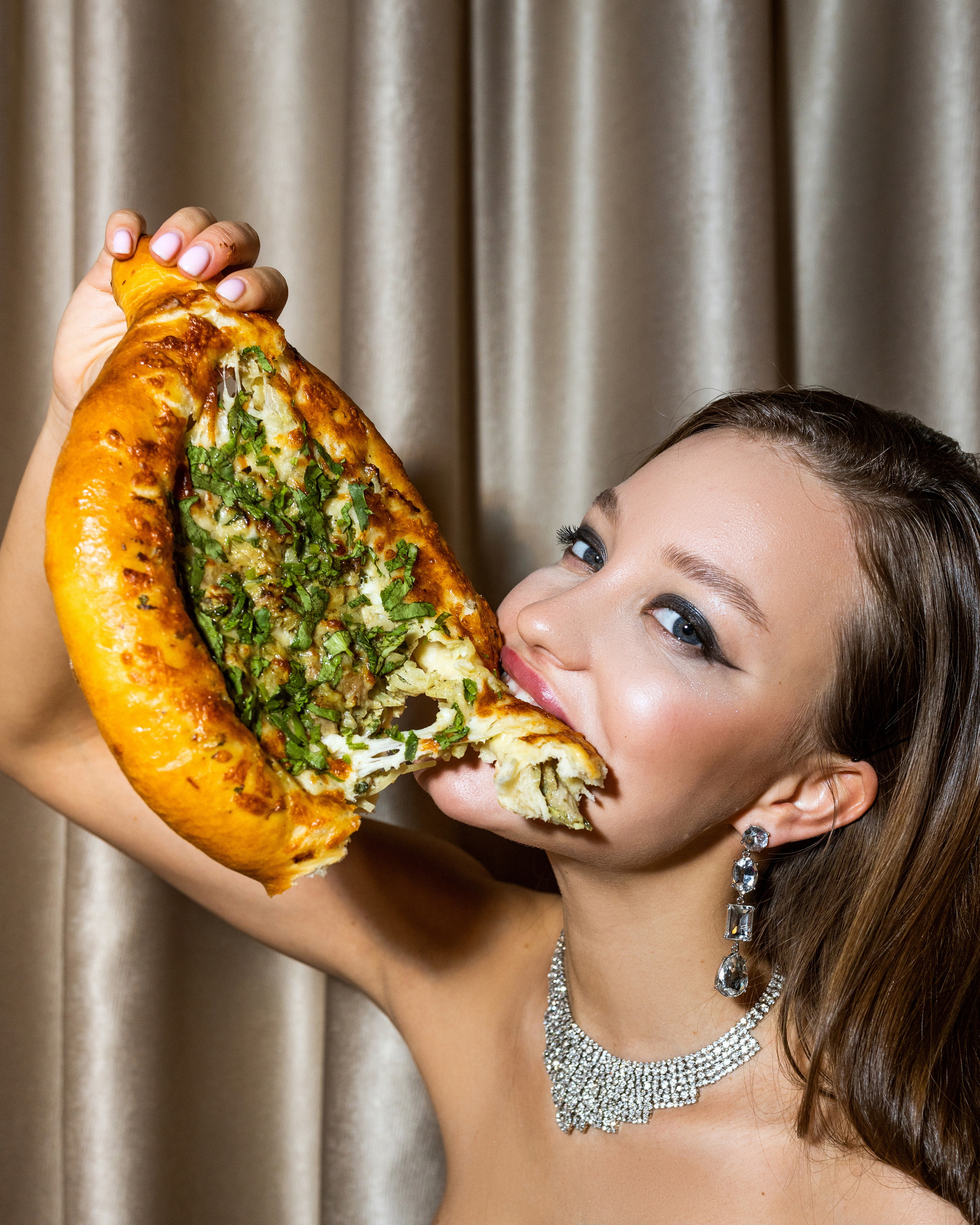 DELMAR. Акимова Кэт