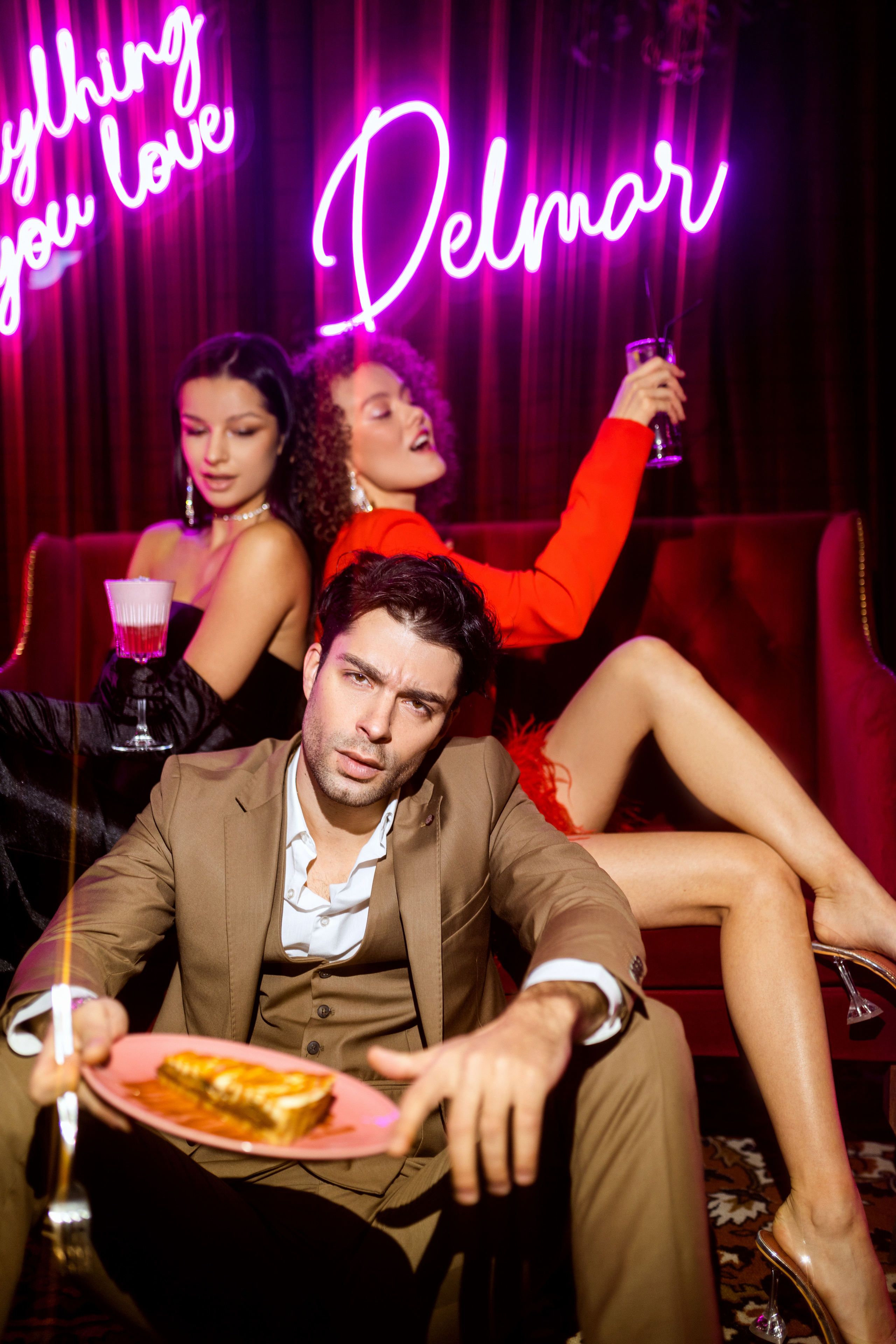 DELMAR. Акимова Кэт