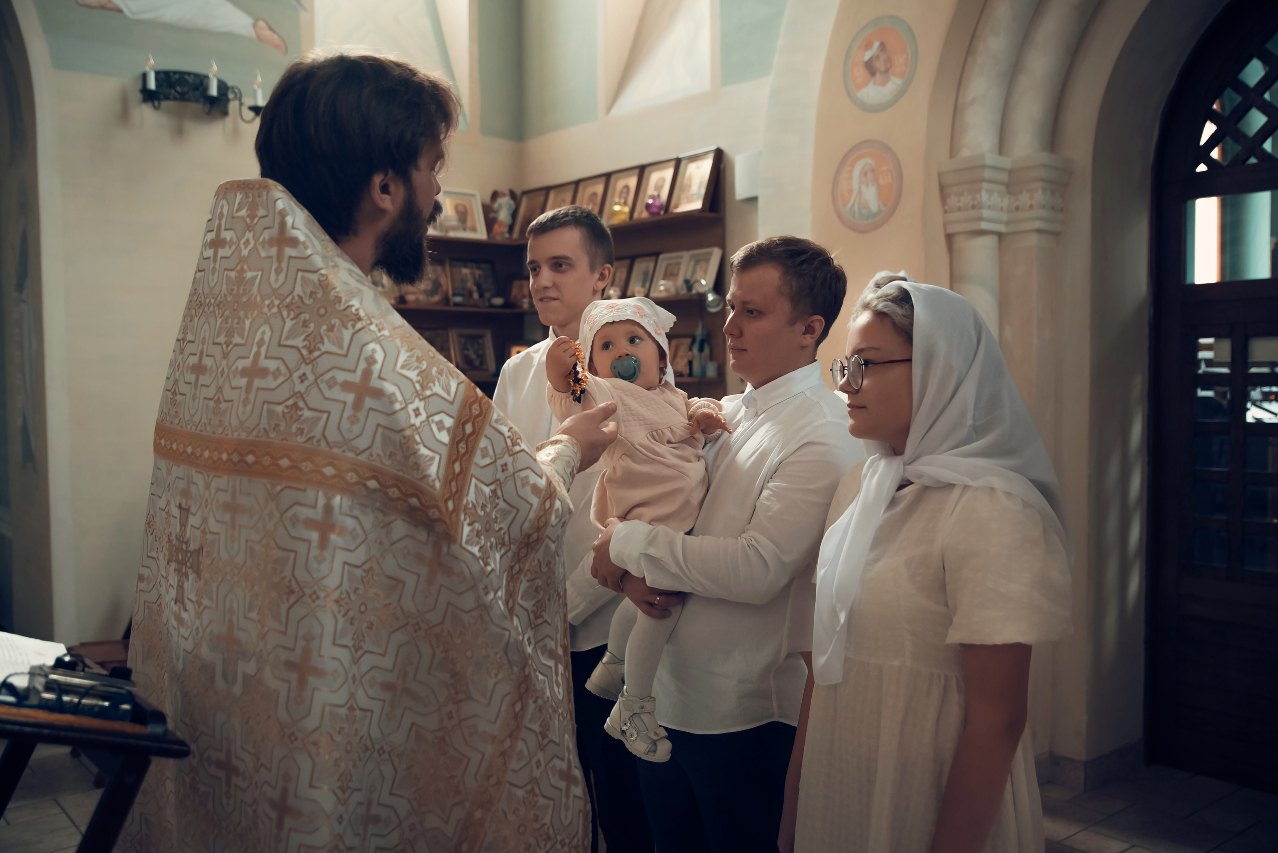 Таинство Крещения Церковь иконы Божией Матери Всецарица. Семейный фотограф Олеся Батурина Рязань