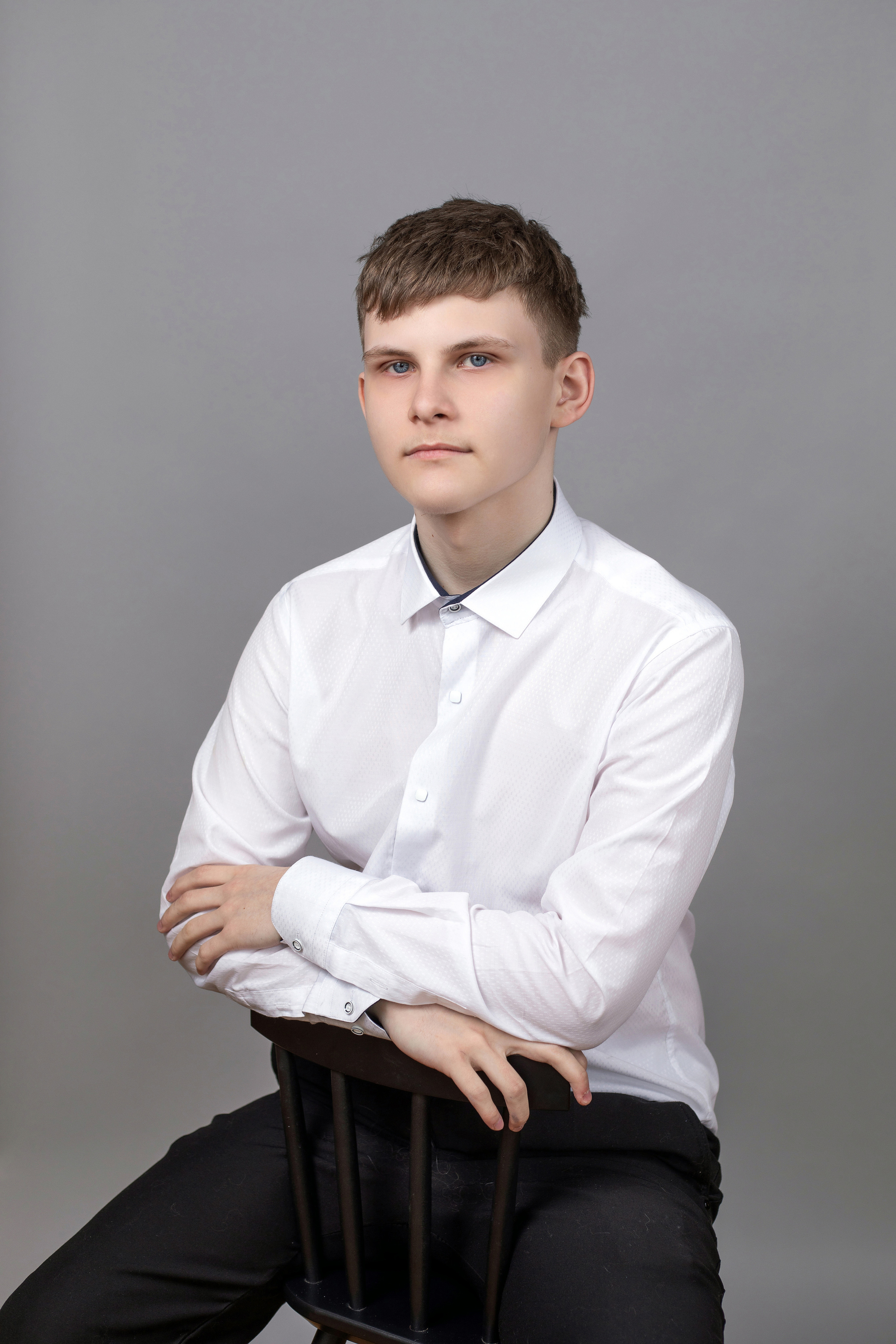 Портреты. Старшеклассники. Школьный и детский фотограф в Южно-Сахалинске Анастасия Лескова