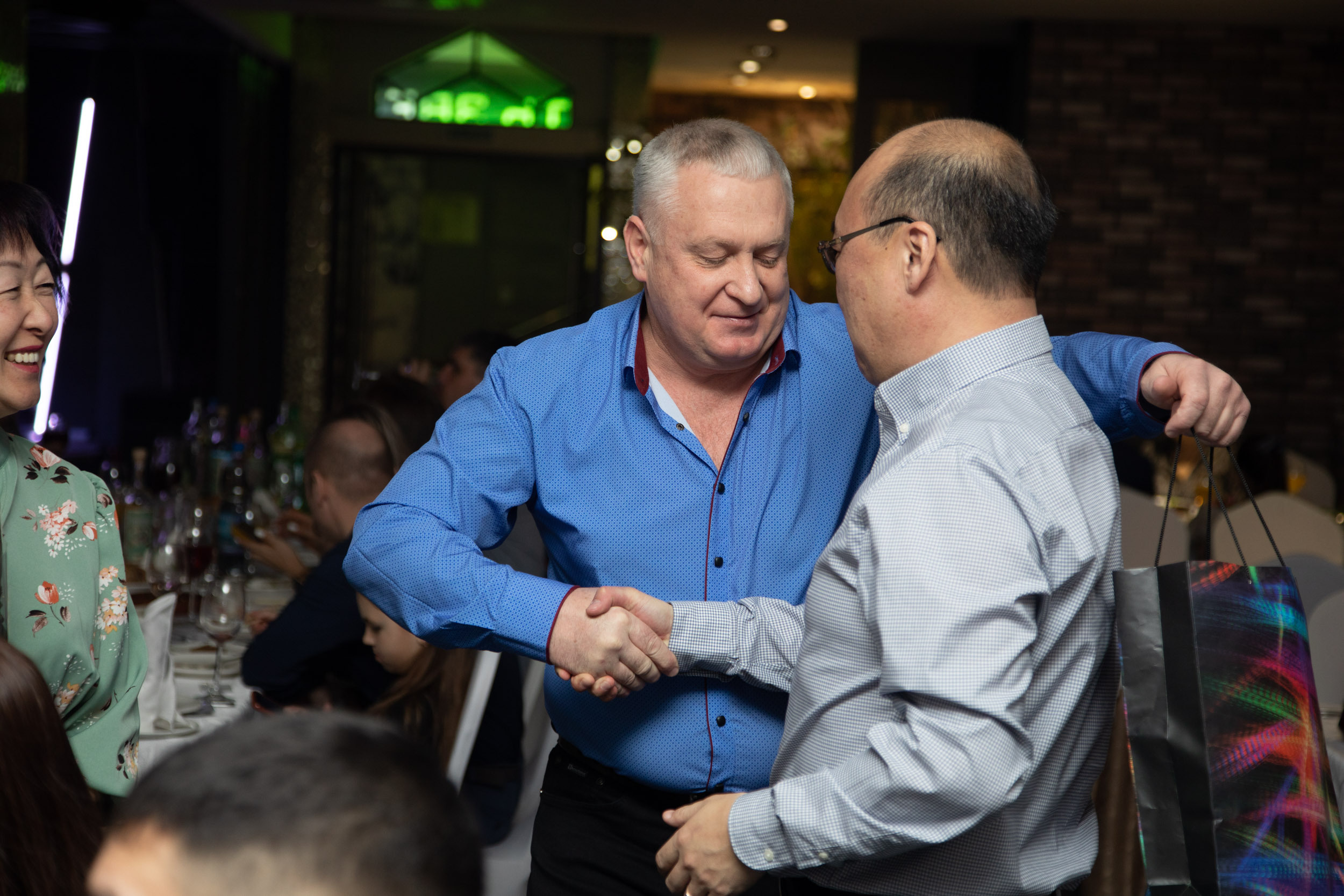 Юбилей в ресторане. Школьный и детский фотограф в Южно-Сахалинске Анастасия Лескова