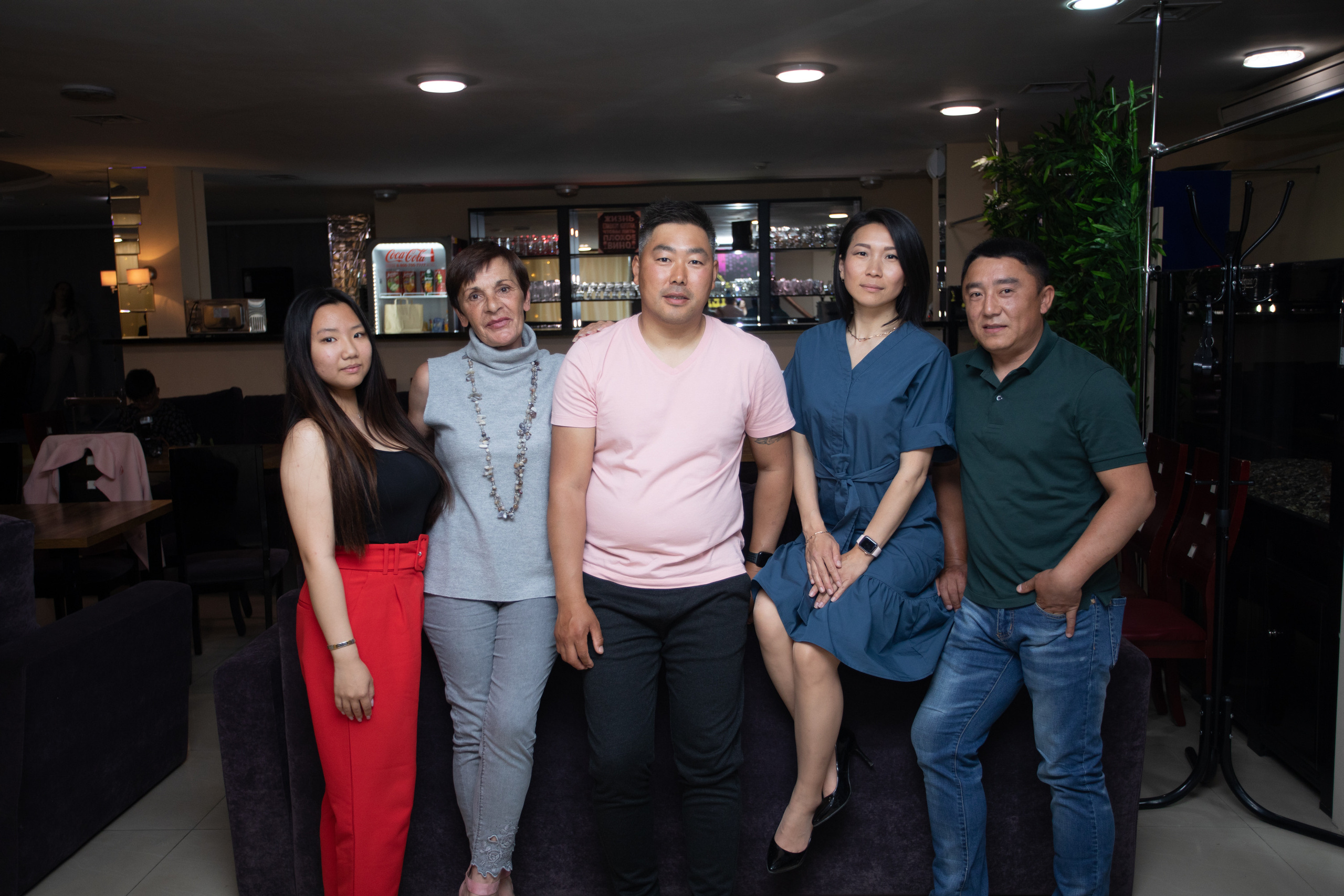 День рождение «Пенуэл» 5 лет. Школьный и детский фотограф в Южно-Сахалинске Анастасия Лескова