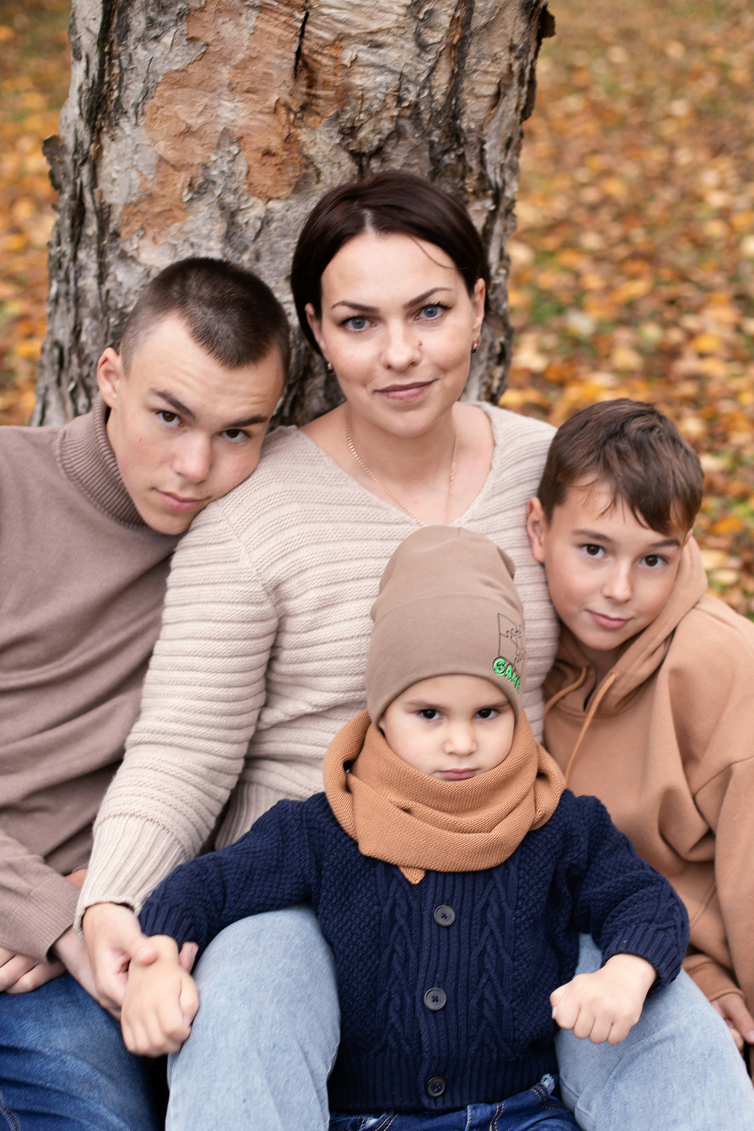 Наталья и сыновья. Осень 2022 г. Школьный и детский фотограф в Южно-Сахалинске Анастасия Лескова