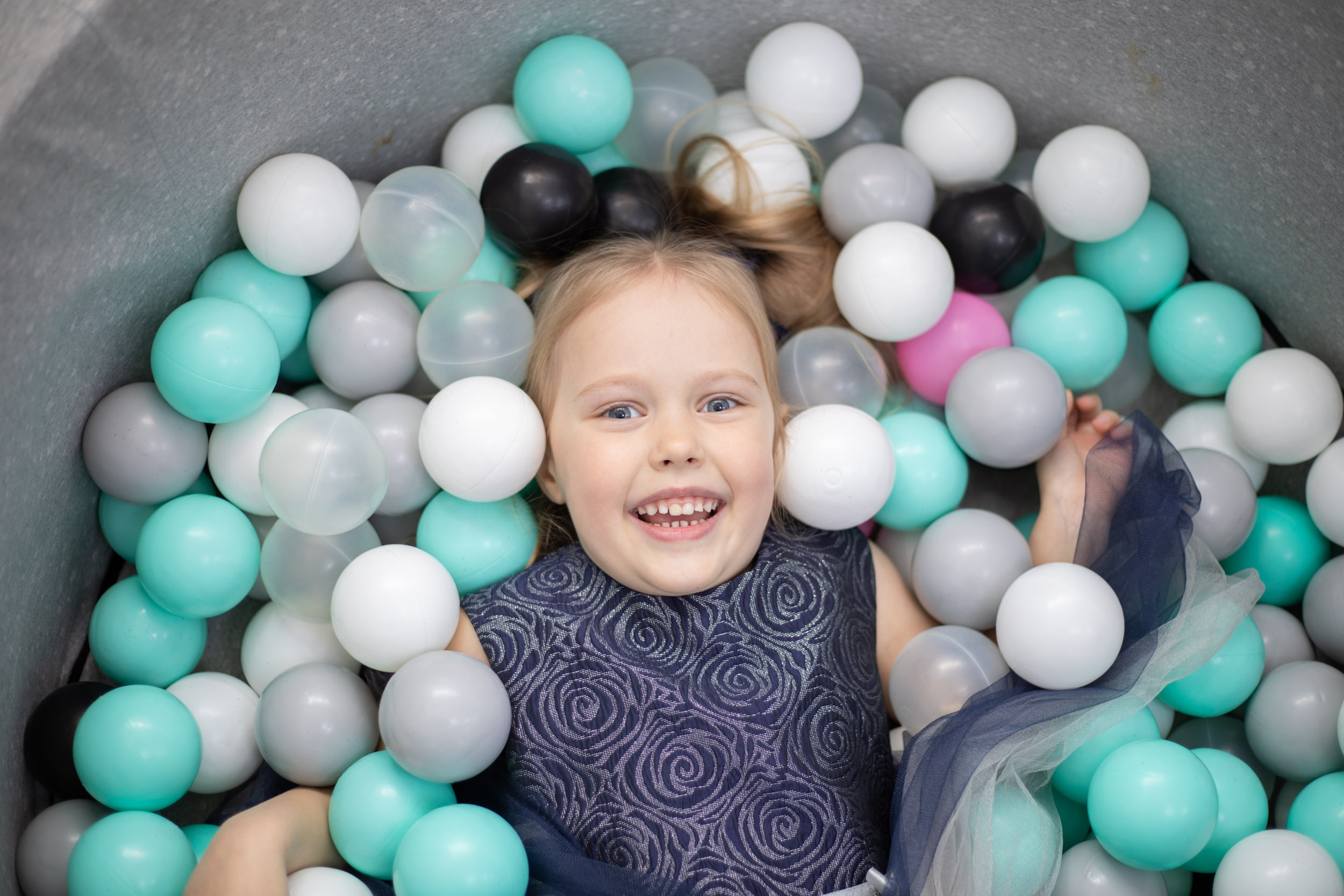 День рождение Арины. Школьный и детский фотограф в Южно-Сахалинске Анастасия Лескова