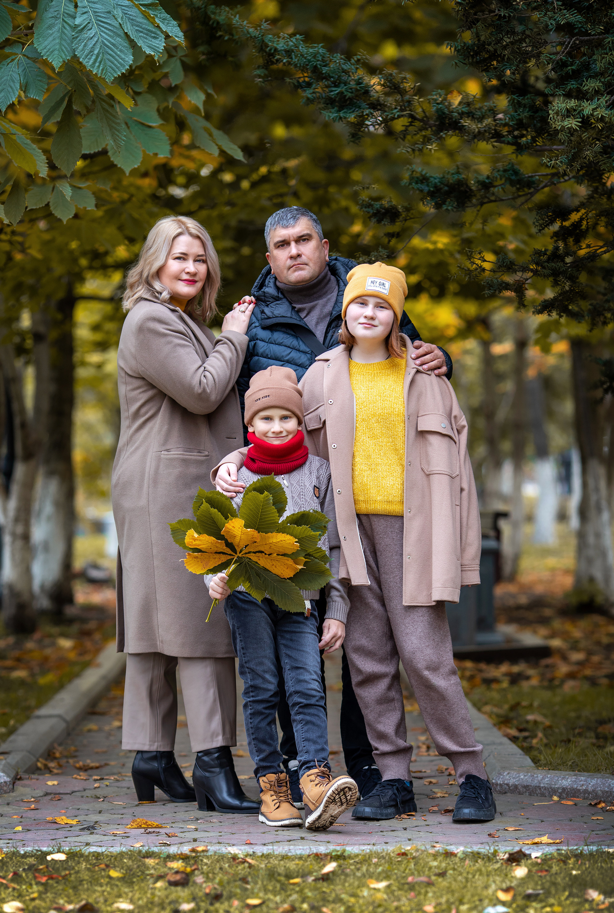 Марина, Сергей и дети, октябрь 2022 г. Школьный и детский фотограф в Южно-Сахалинске Анастасия Лескова