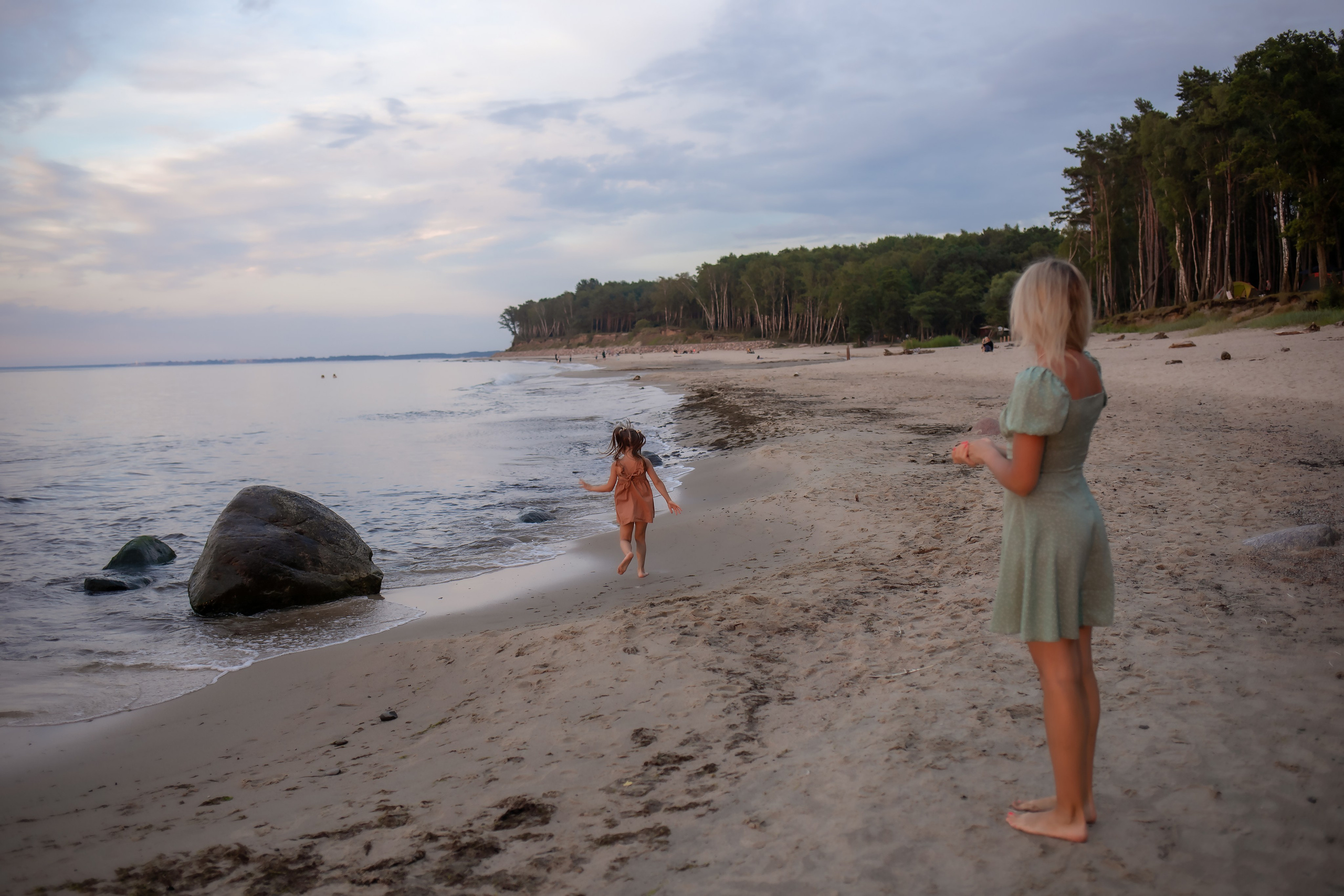 Есеня, Леня и Аня. Закат в Куликово. Фотограф в Калининграде Решетникова Алина